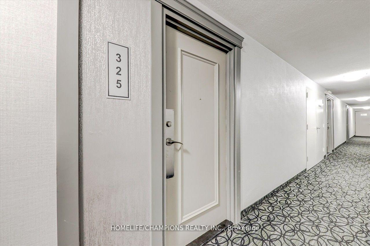 Photo 3 of Unit 325, 16 Elgin Street, Markham, Thornhill — HOMEH