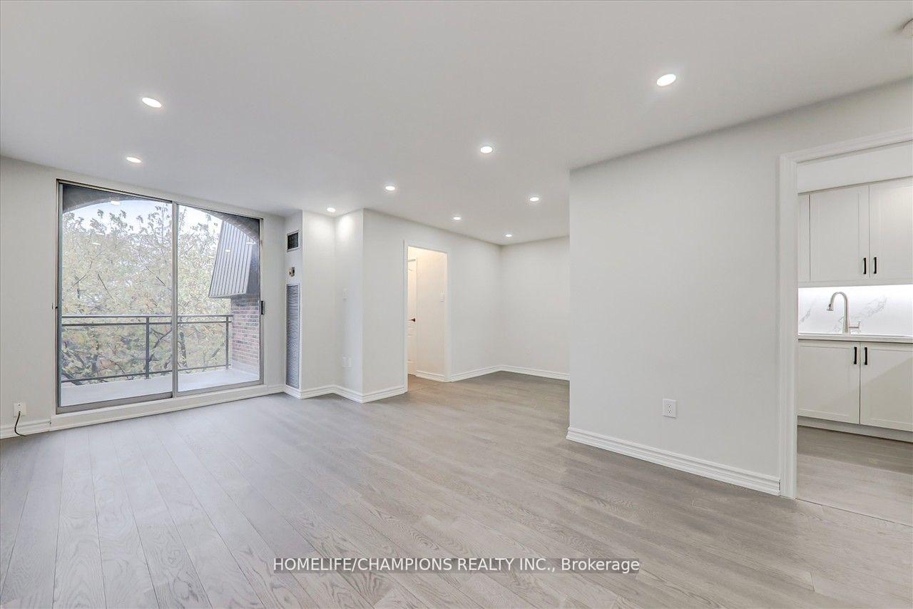 Photo 7 of Unit 325, 16 Elgin Street, Markham, Thornhill — HOMEH