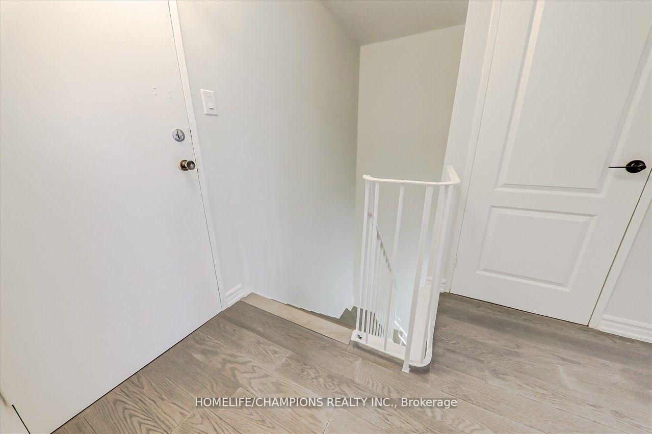 Photo 20 of Unit 325, 16 Elgin Street, Markham, Thornhill — HOMEH