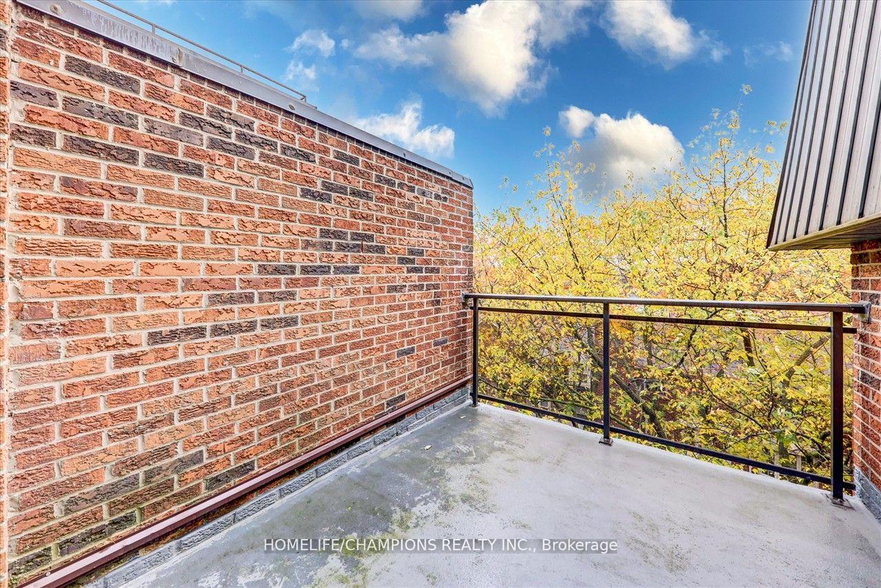 Photo 39 of Unit 325, 16 Elgin Street, Markham, Thornhill — HOMEH