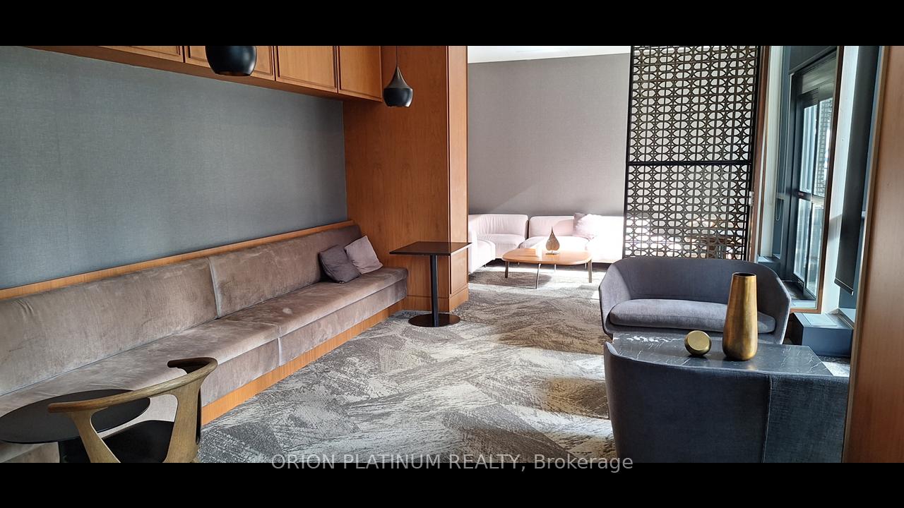 Photo 5 of Unit 803, 17 Bathurst Street, Toronto, Waterfront Communities — HOMEH