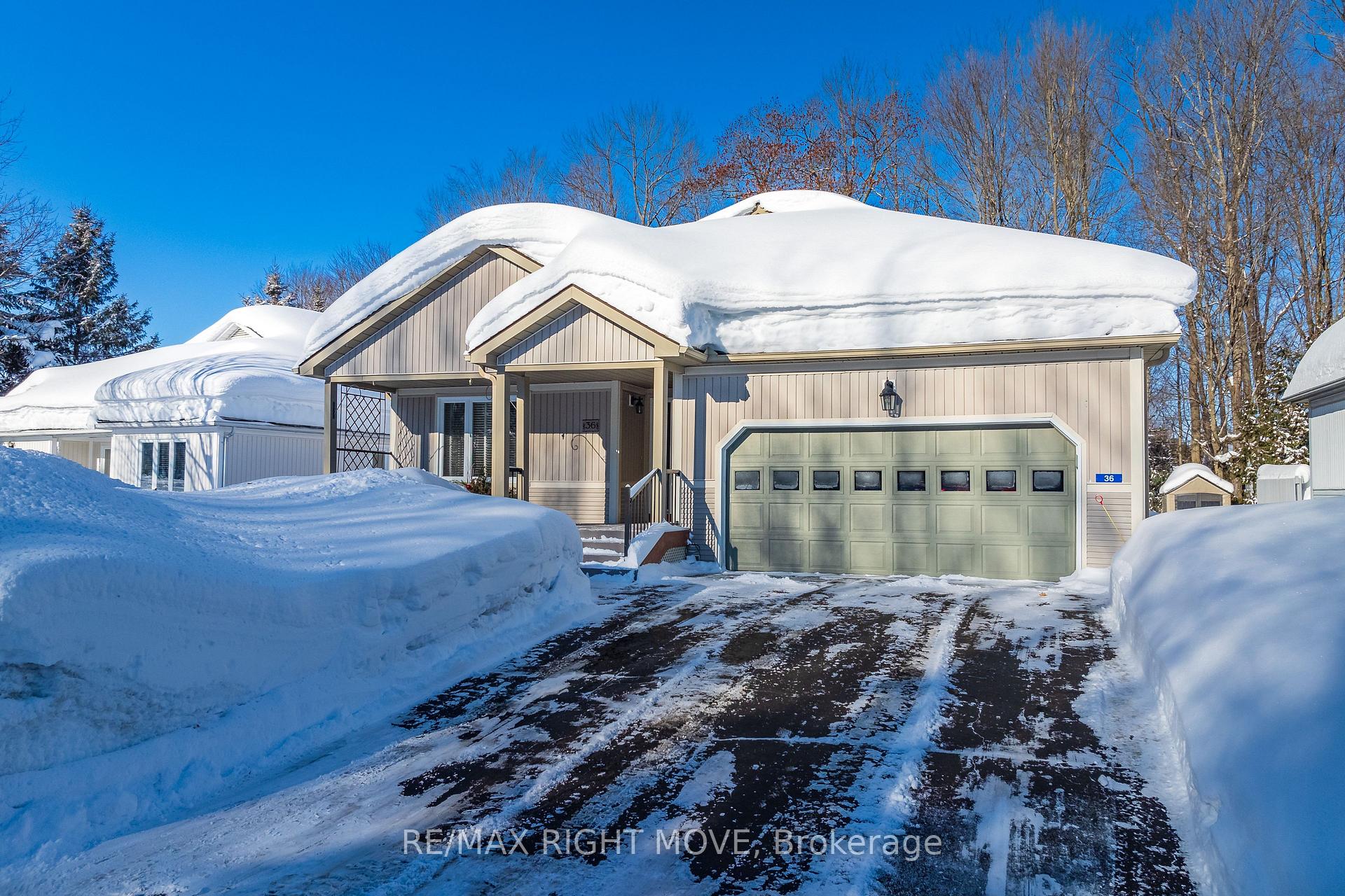 Photo 3 of 36 Hedgewood Lane, Gravenhurst, Muskoka (S) — HOMEH