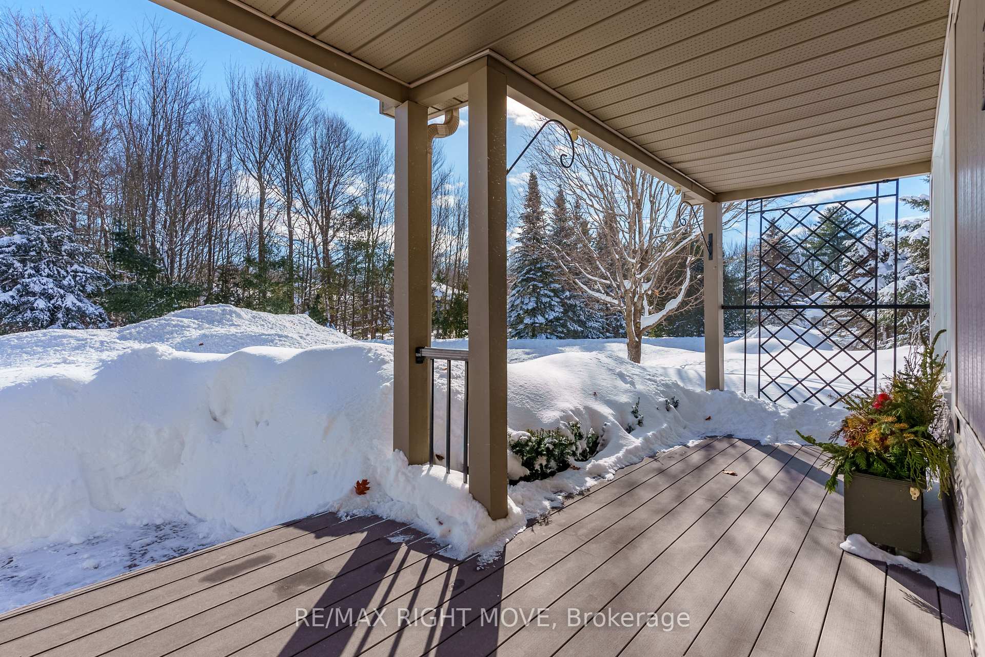 Photo 5 of 36 Hedgewood Lane, Gravenhurst, Muskoka (S) — HOMEH