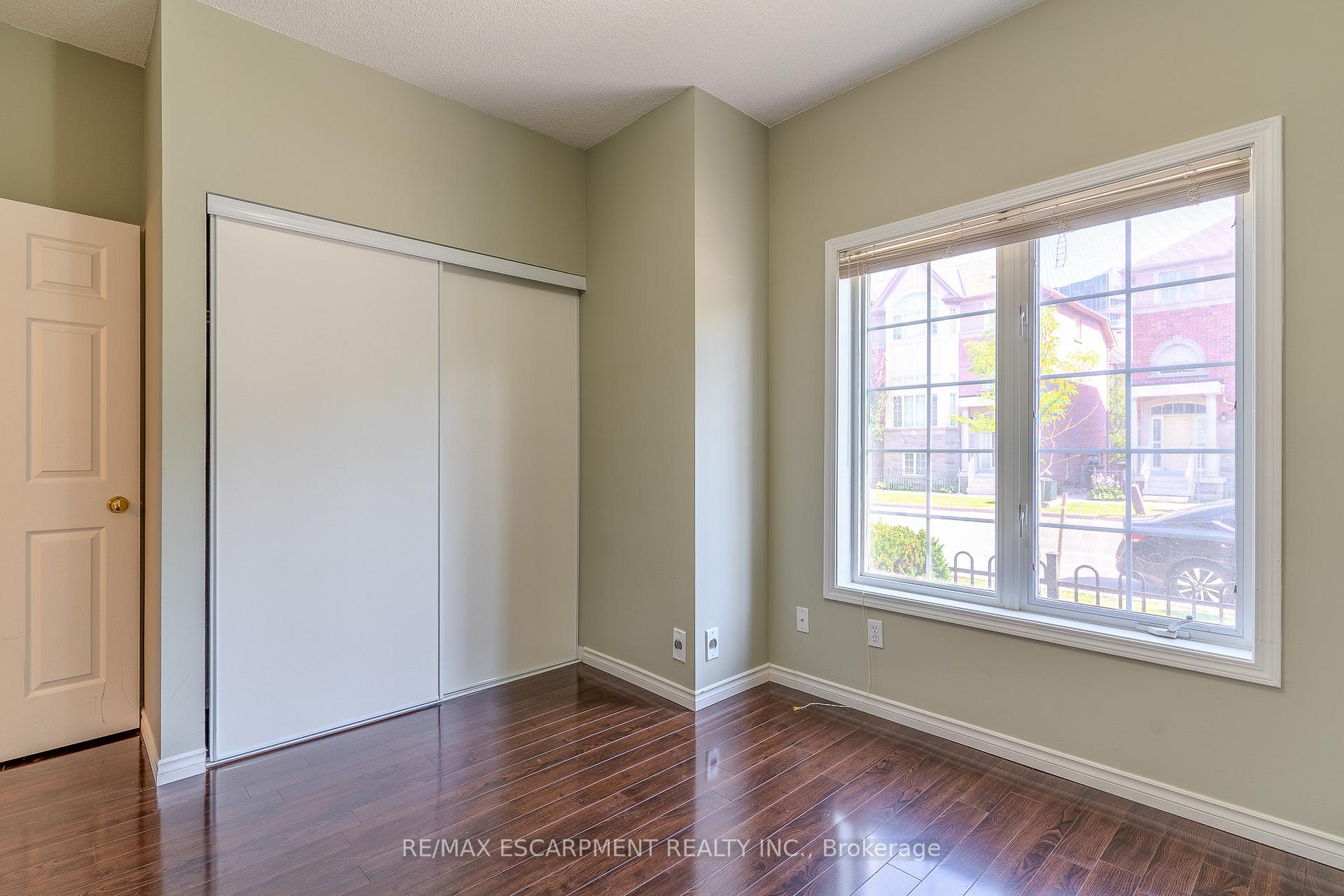 Photo 34 of Unit 12, 14 Cox Boulevard, Markham, Unionville — HOMEH