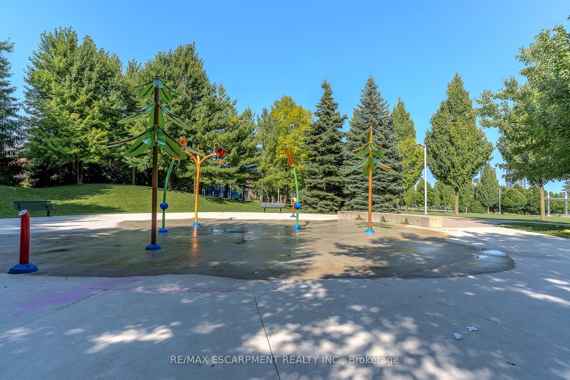 Photo 36 of Unit 12, 14 Cox Boulevard, Markham, Unionville — HOMEH