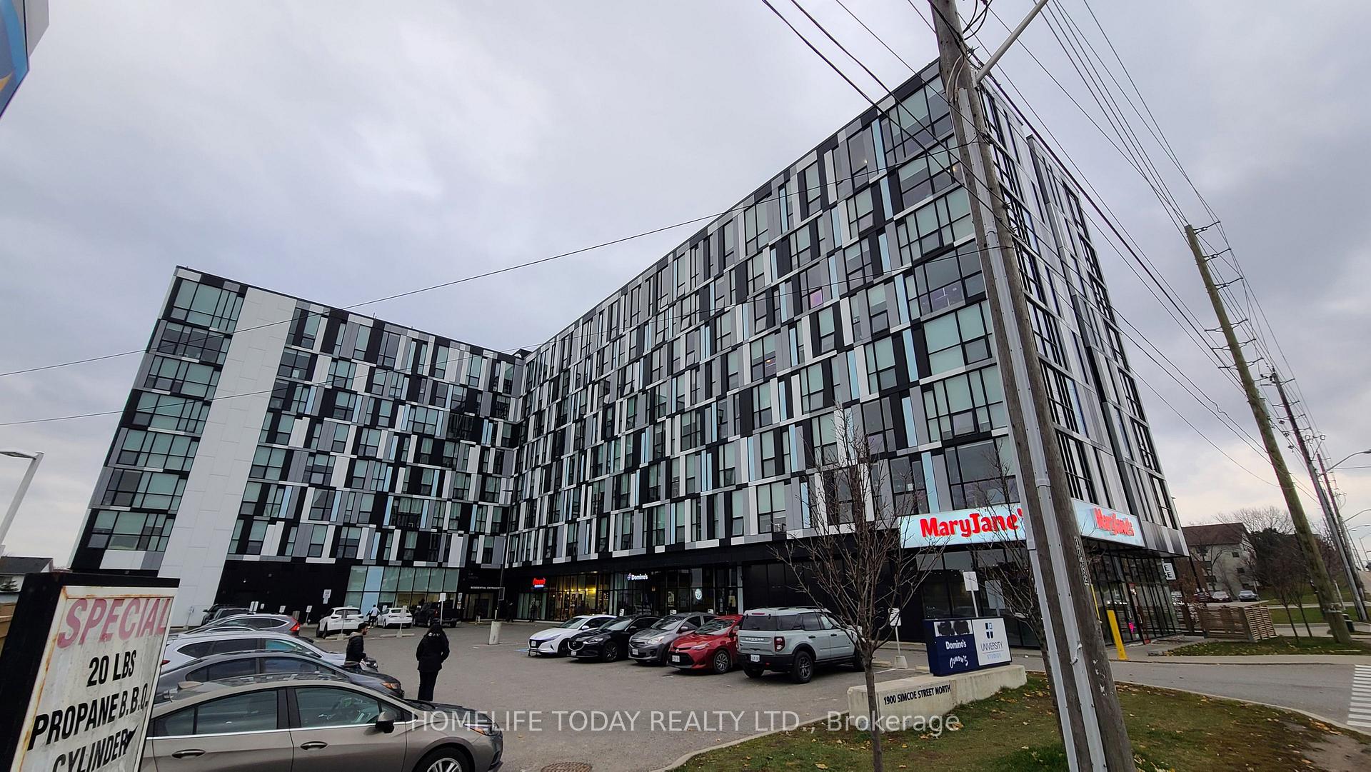 Front of Unit 403, 1900 Simcoe Street N