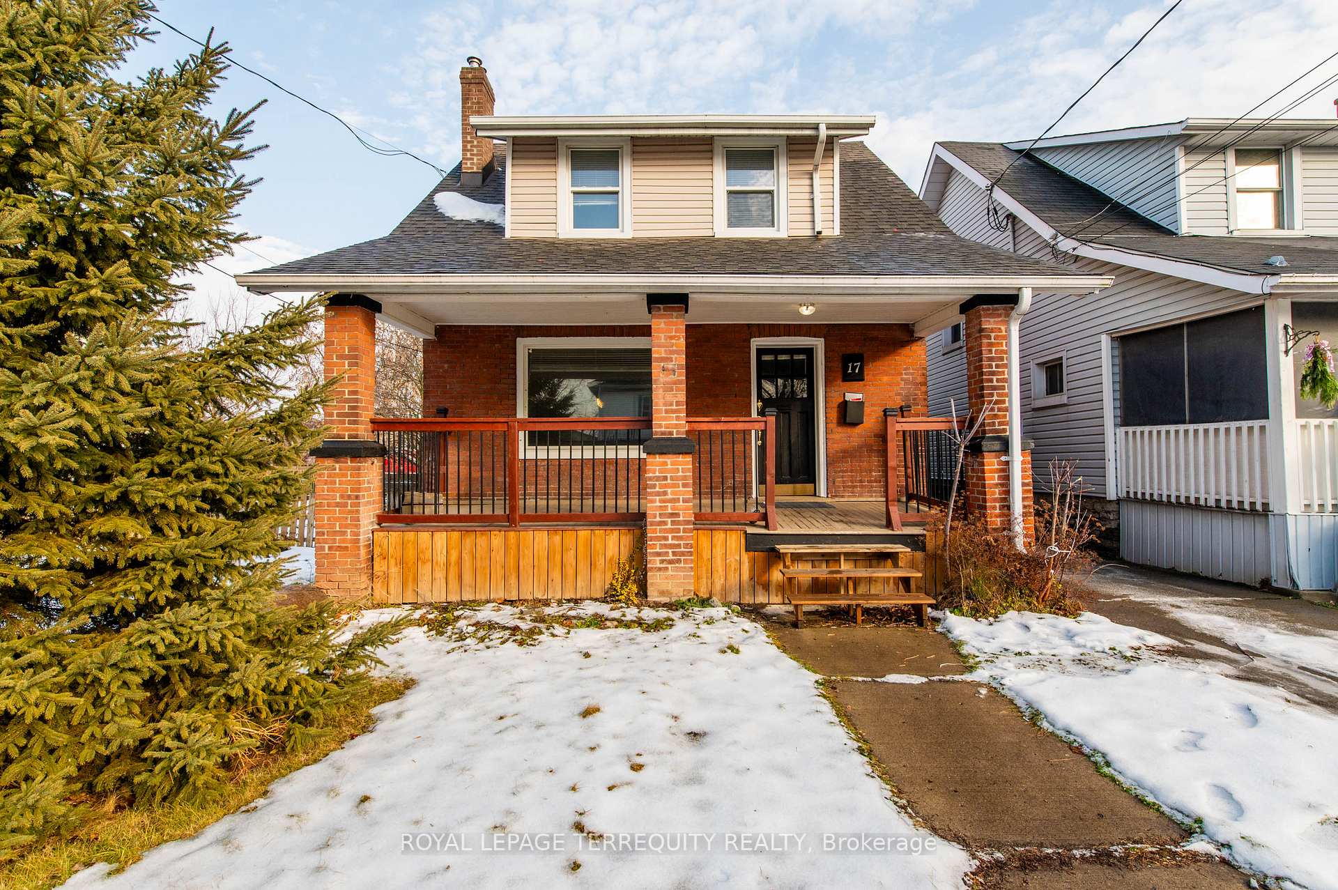 Photo 3 of 17 Dunbar Street, Belleville, Belleville Ward — HOMEH