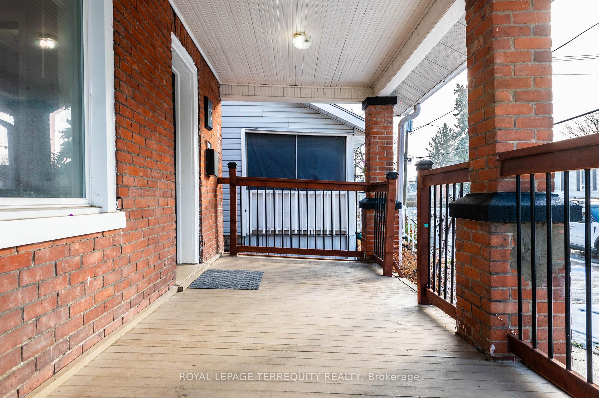 Photo 6 of 17 Dunbar Street, Belleville, Belleville Ward — HOMEH
