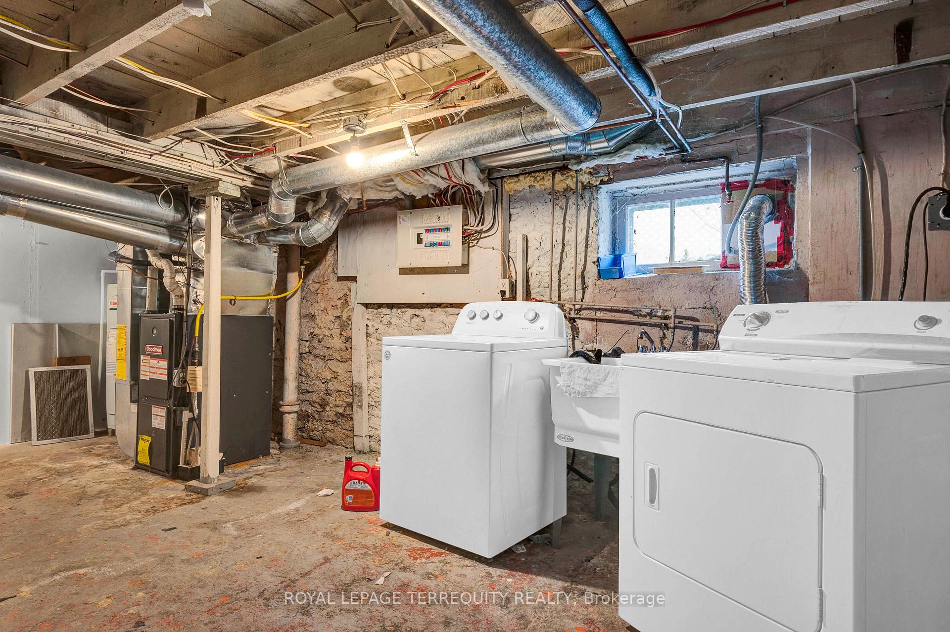 Photo 30 of 17 Dunbar Street, Belleville, Belleville Ward — HOMEH
