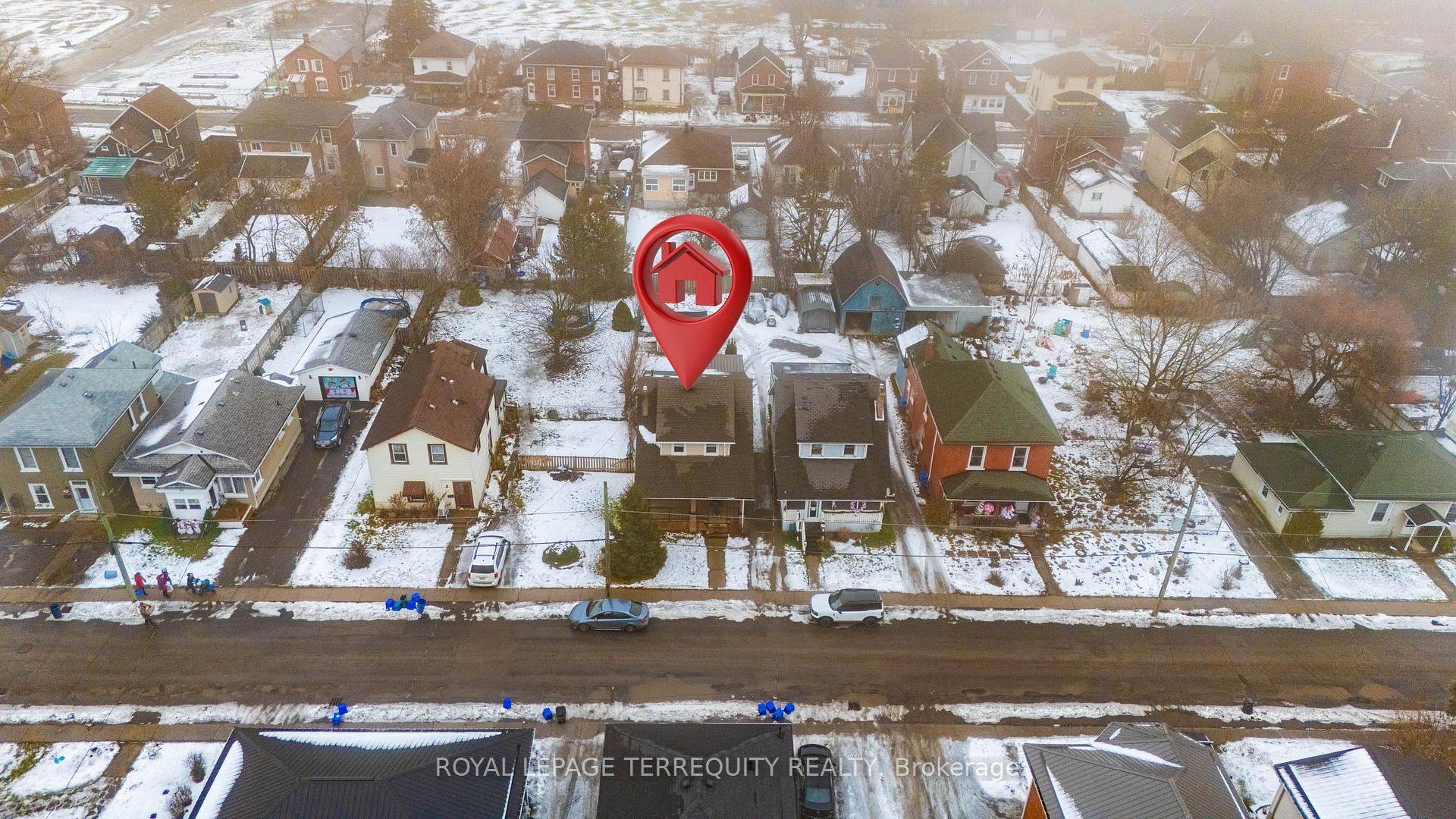 Photo 36 of 17 Dunbar Street, Belleville, Belleville Ward — HOMEH