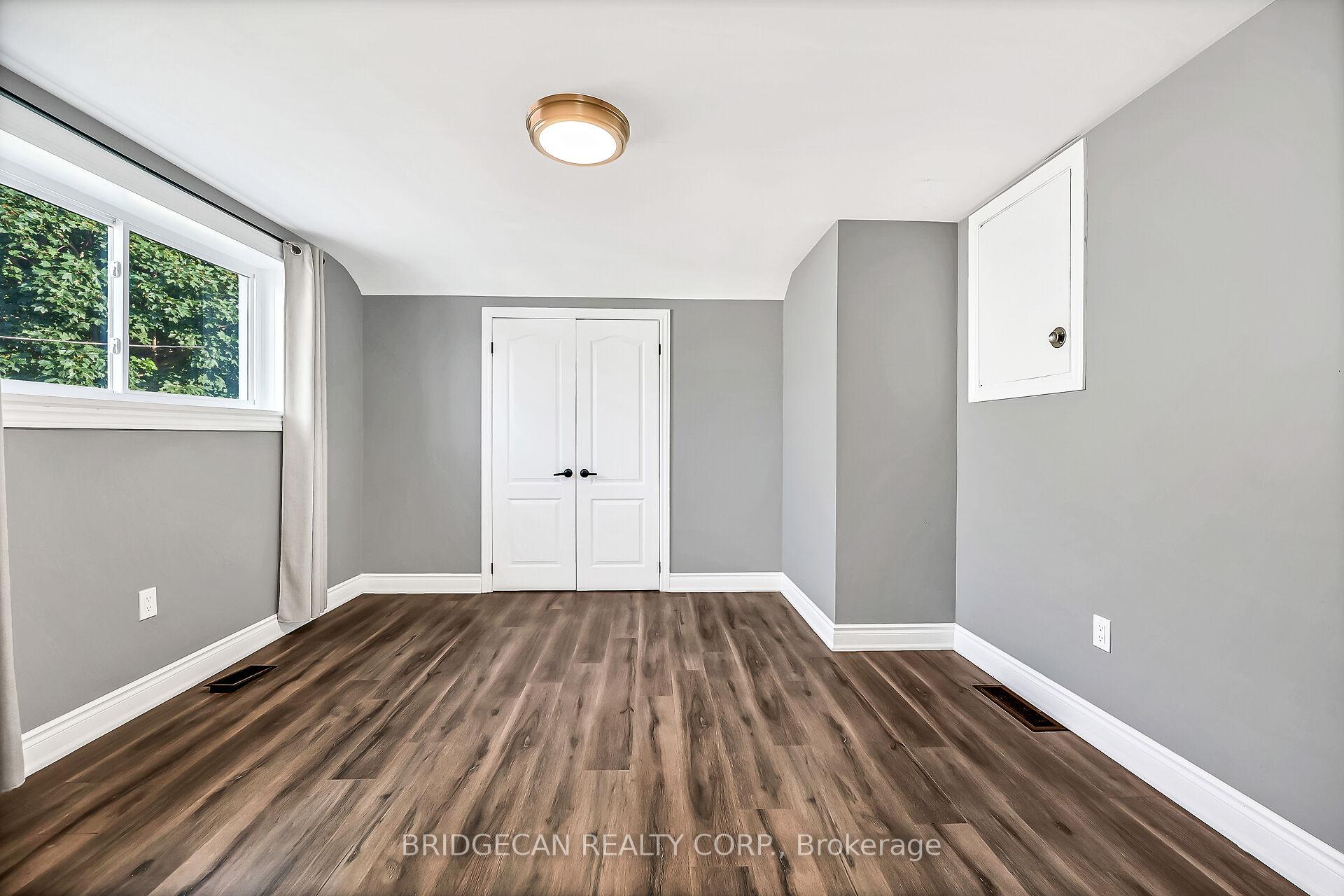 Photo 24 of 17 Brierwood Avenue, Grimsby, Grimsby West — HOMEH