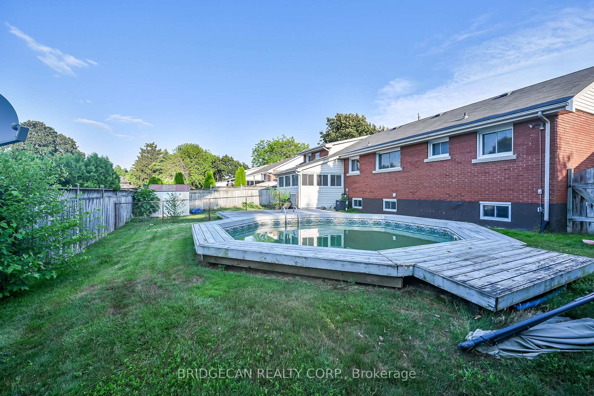 Photo 47 of 17 Brierwood Avenue, Grimsby, Grimsby West — HOMEH