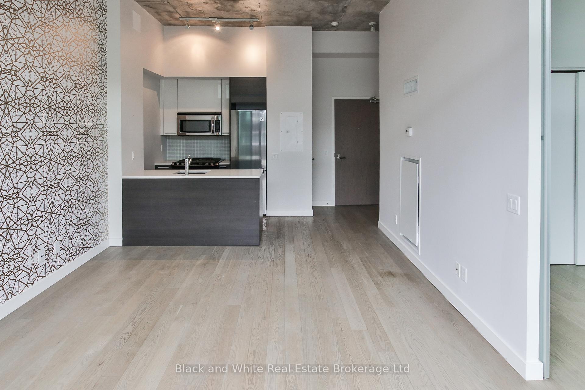 Photo 27 of Unit 823, 90 Broadview Avenue, Toronto, South Riverdale — HOMEH