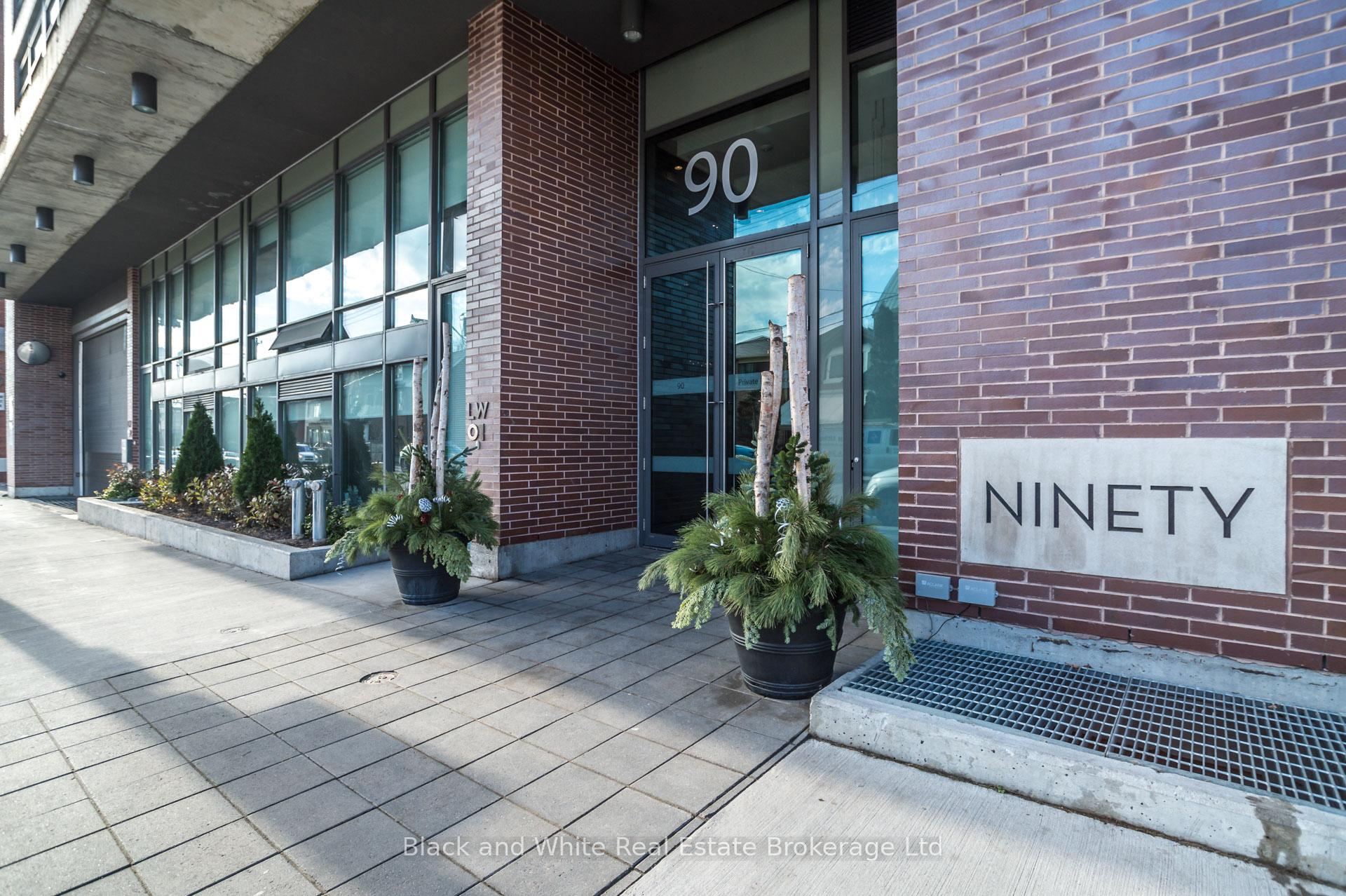 Photo 15 of Unit 823, 90 Broadview Avenue, Toronto, South Riverdale — HOMEH
