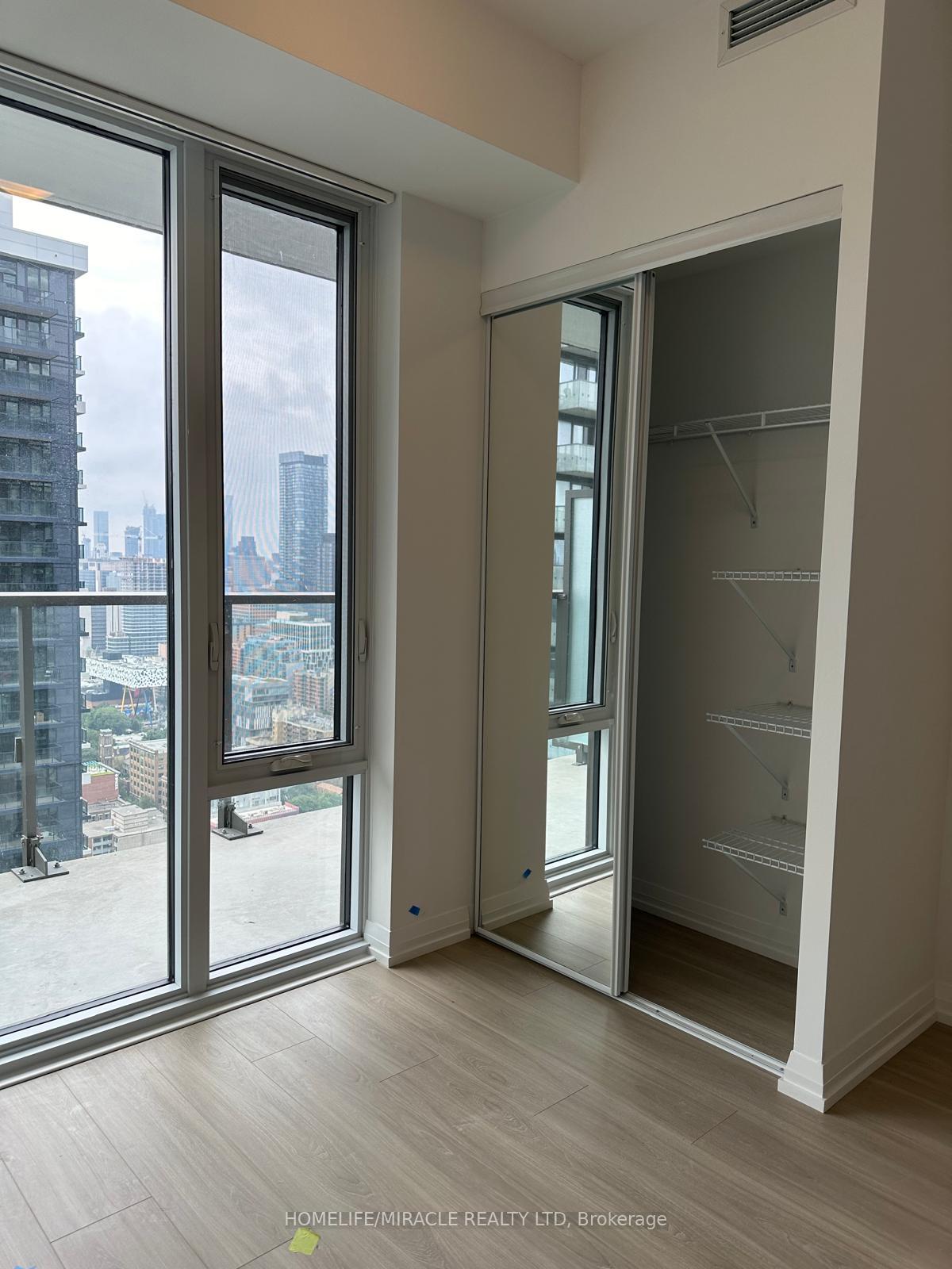 Photo 15 of Unit 3927, 28 Widmer Street, Toronto, Waterfront Communities — HOMEH