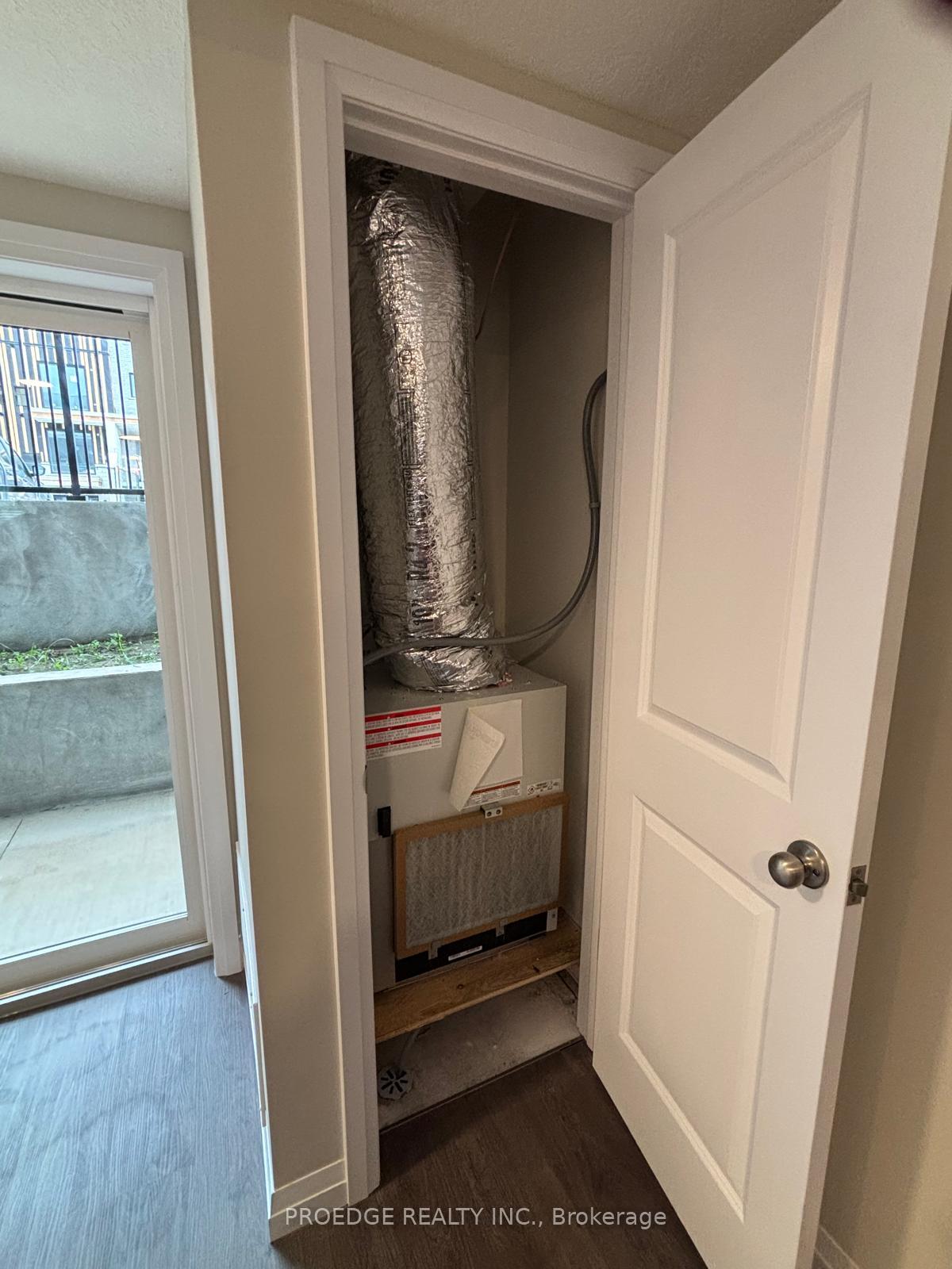 Photo 10 of Unit D7, 410 Northfield Drive W, Waterloo — HOMEH