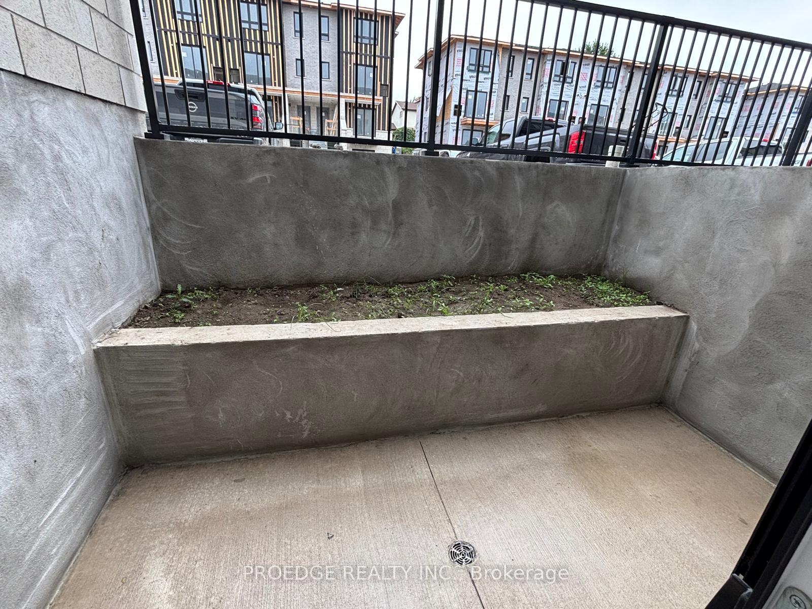 Photo 14 of Unit D7, 410 Northfield Drive W, Waterloo — HOMEH