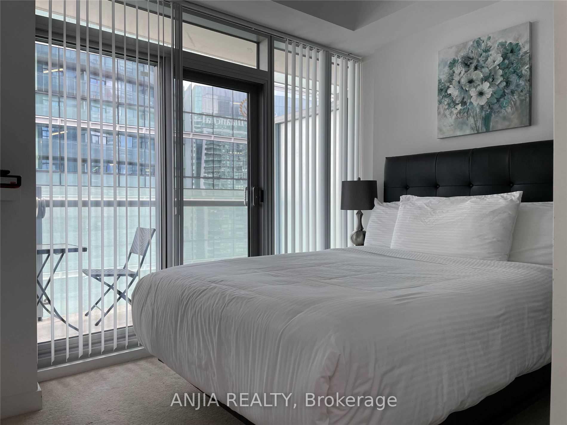 Photo 11 of Unit 3608, 14 York Street, Toronto, Waterfront Communities — HOMEH