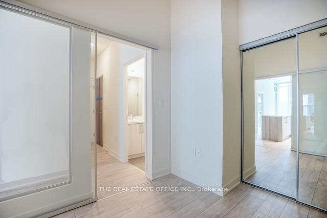 Photo 10 of Unit 815W, 27 Bathurst Street, Toronto, Waterfront Communities — HOMEH