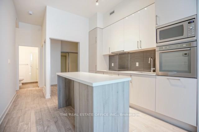 Photo 12 of Unit 815W, 27 Bathurst Street, Toronto, Waterfront Communities — HOMEH