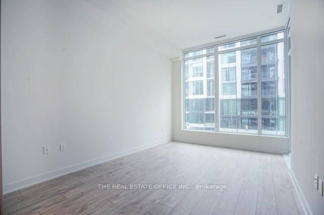 Photo 7 of Unit 815W, 27 Bathurst Street, Toronto, Waterfront Communities — HOMEH