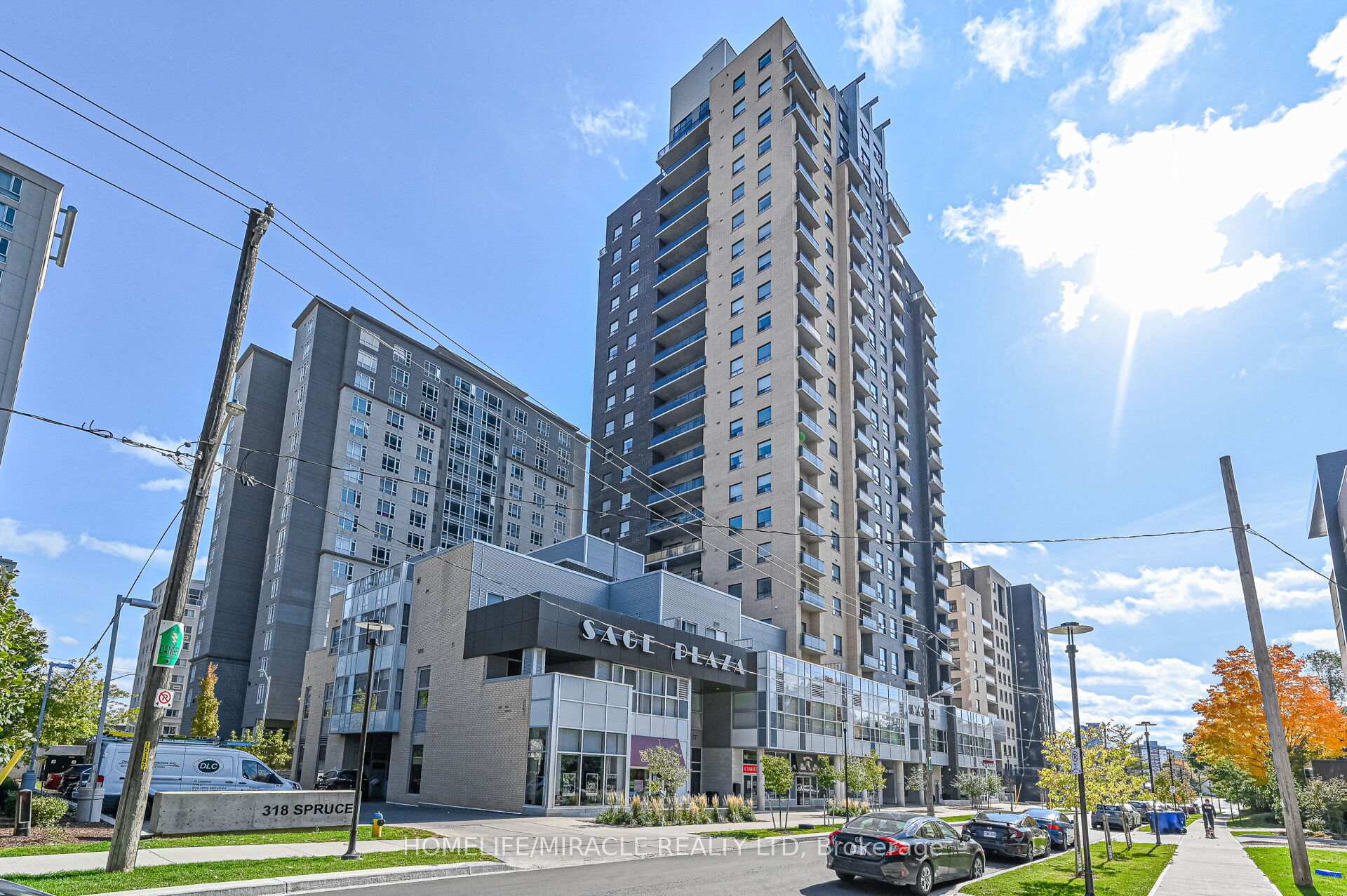 Front of Unit 1704, 318 Spruce Street