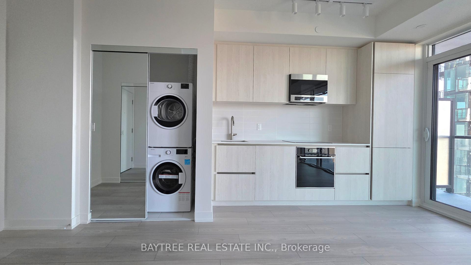 Photo 3 of Unit 2308, 110 Broadway Avenue, Toronto, Mount Pleasant West — HOMEH