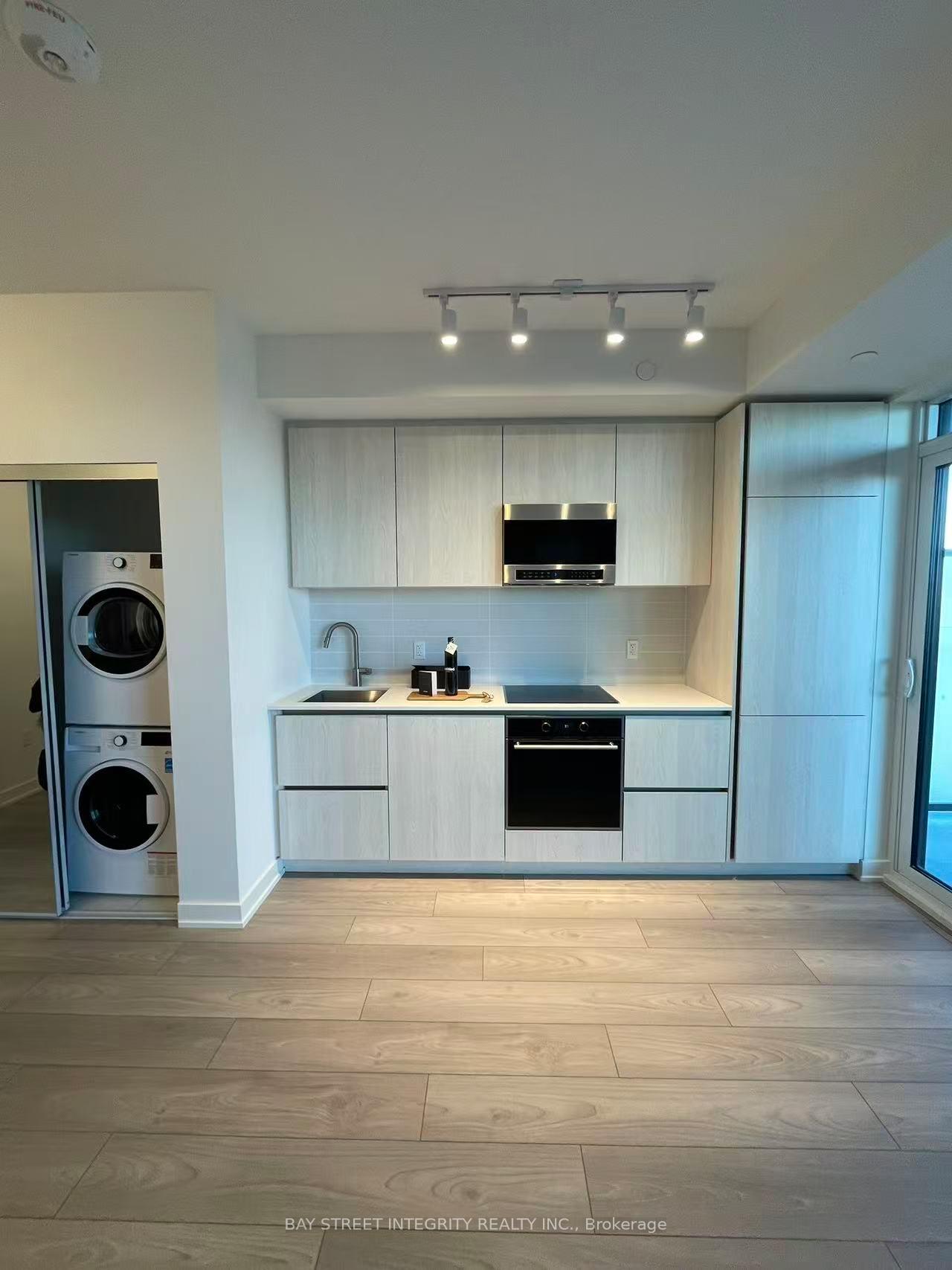 Photo 1 of Unit 2008, 110 Broadway Avenue, Toronto, Mount Pleasant West — HOMEH