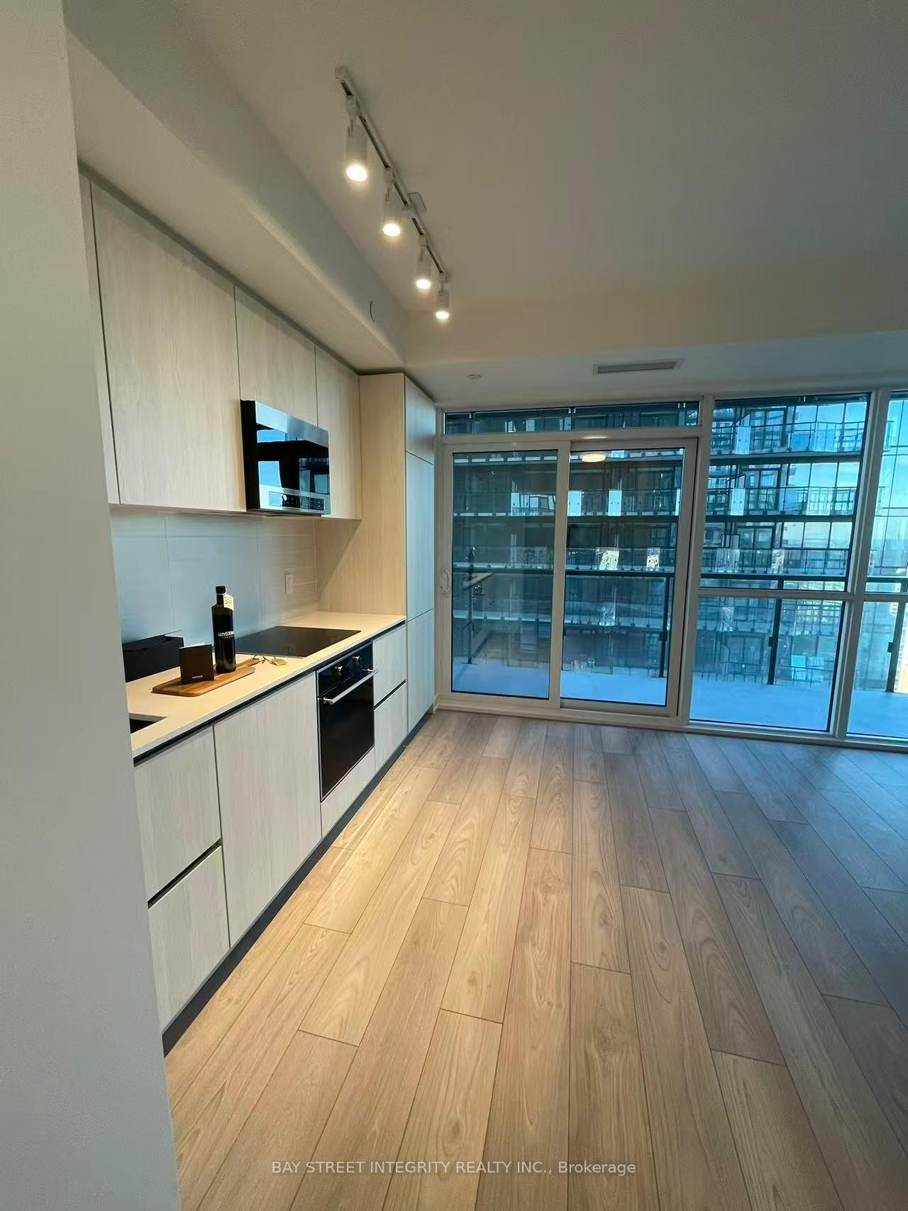 Photo 5 of Unit 2008, 110 Broadway Avenue, Toronto, Mount Pleasant West — HOMEH