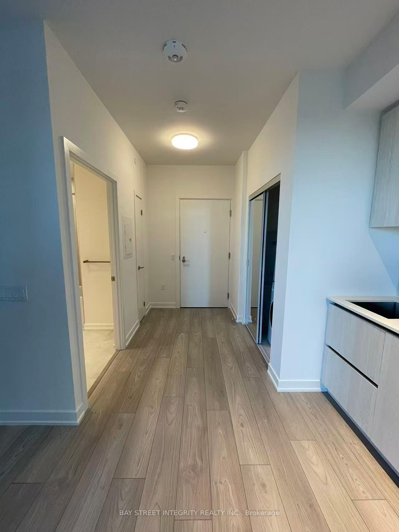 Photo 13 of Unit 2008, 110 Broadway Avenue, Toronto, Mount Pleasant West — HOMEH