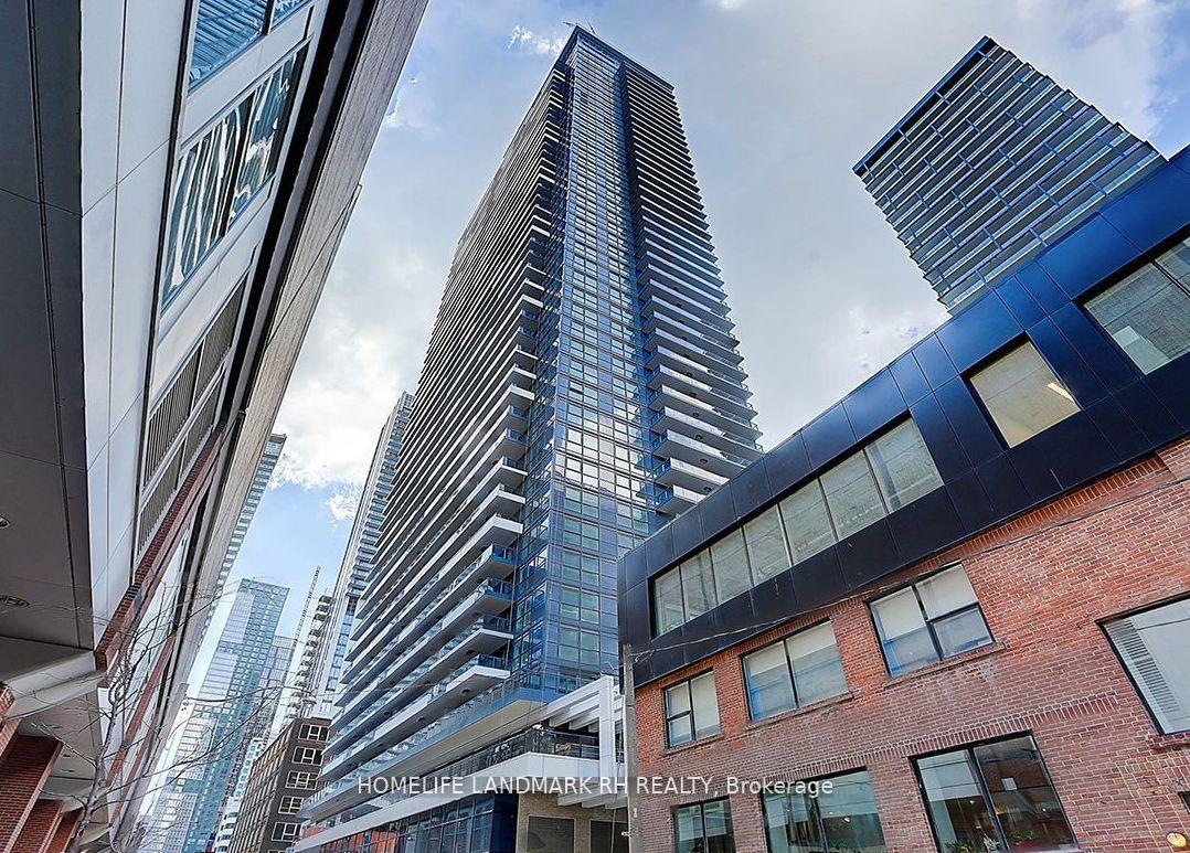 Front of Unit 706, 38 Widmer Street