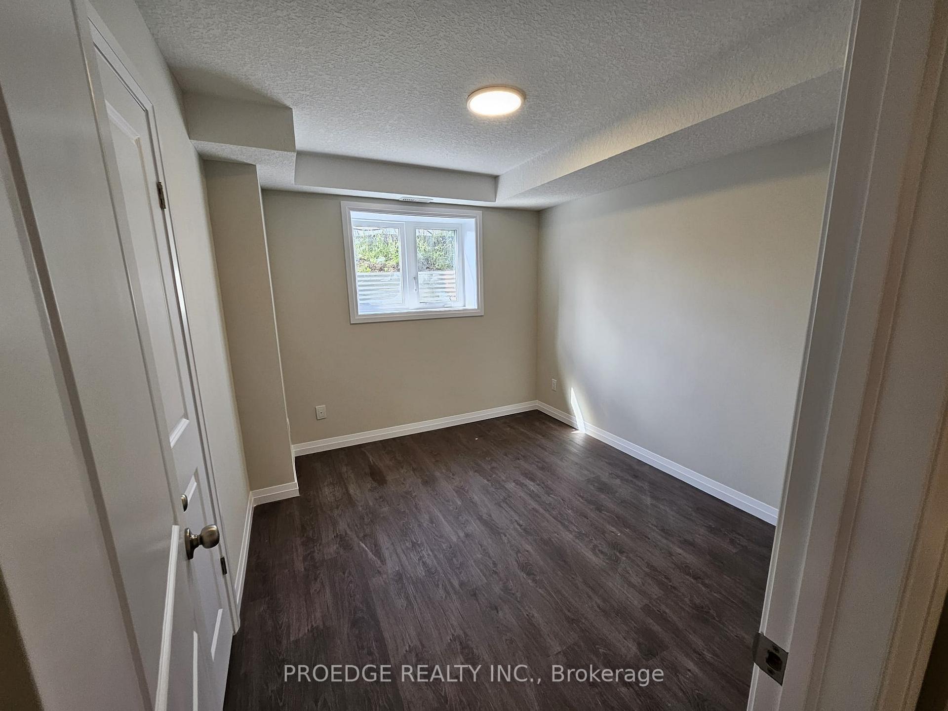 Photo 6 of Unit E7, 410 Northfield Drive W, Waterloo — HOMEH