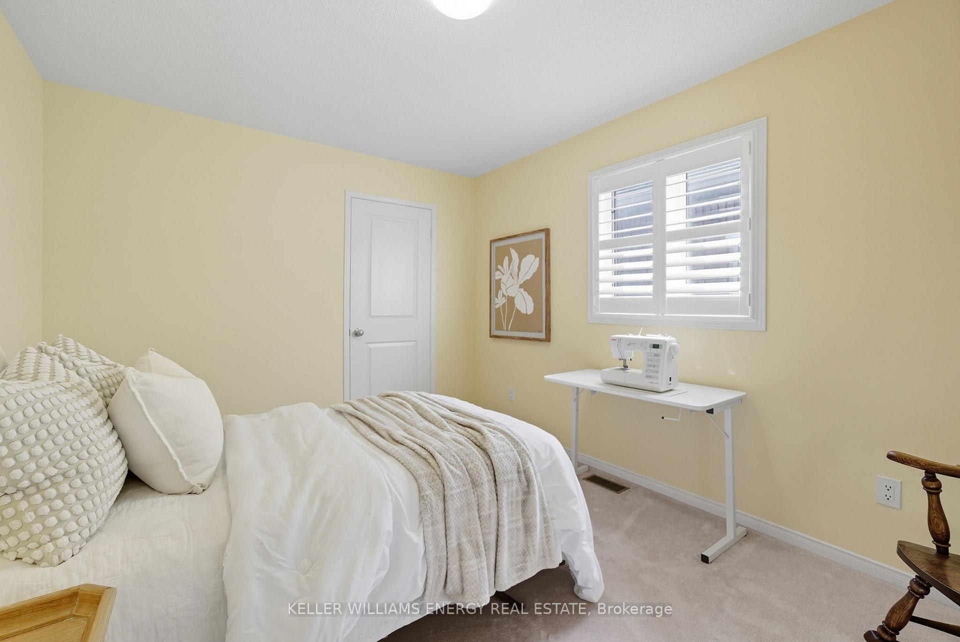 Photo 28 of 66 Ted Miller Crescent, Clarington, Bowmanville — HOMEH