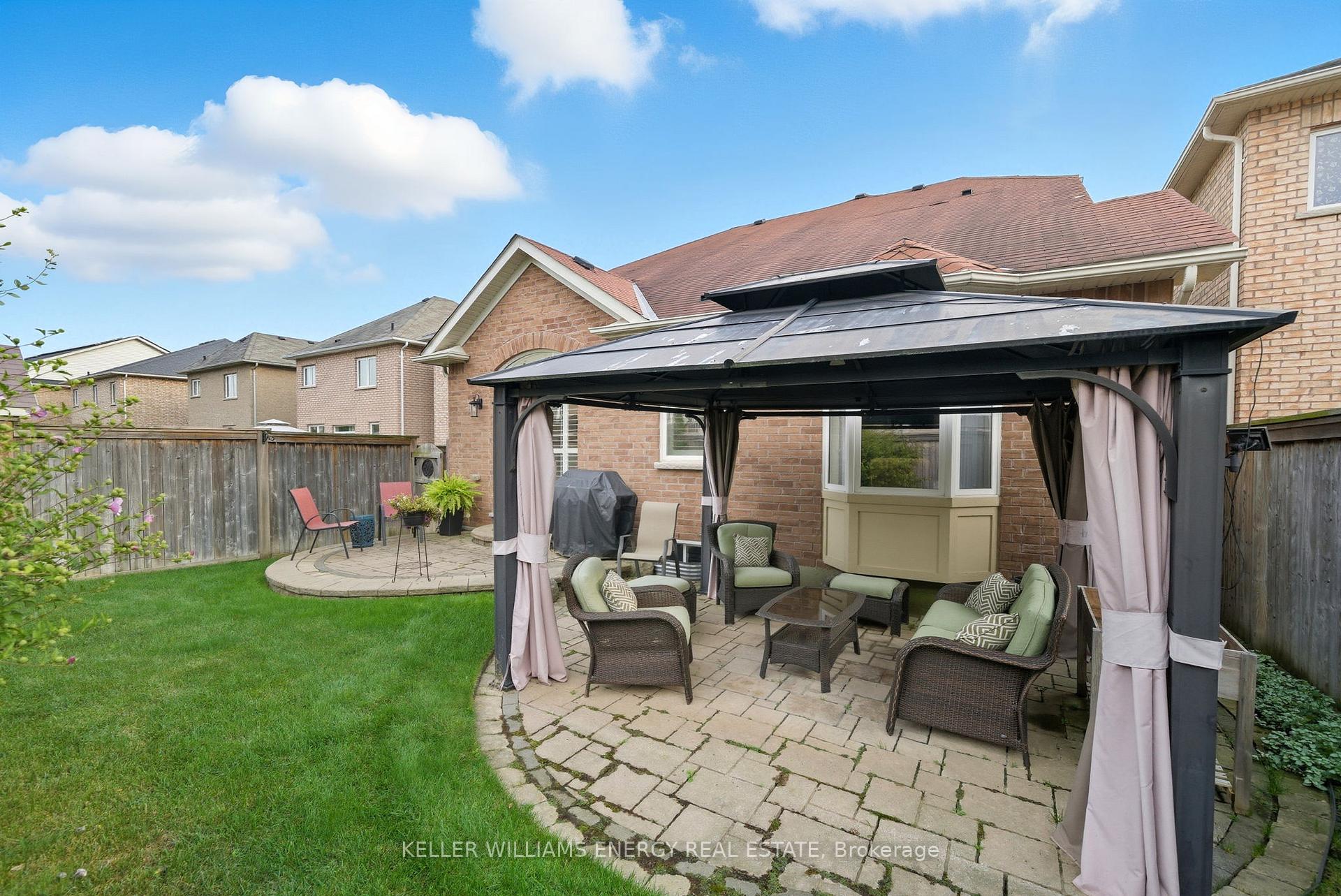 Photo 35 of 66 Ted Miller Crescent, Clarington, Bowmanville — HOMEH