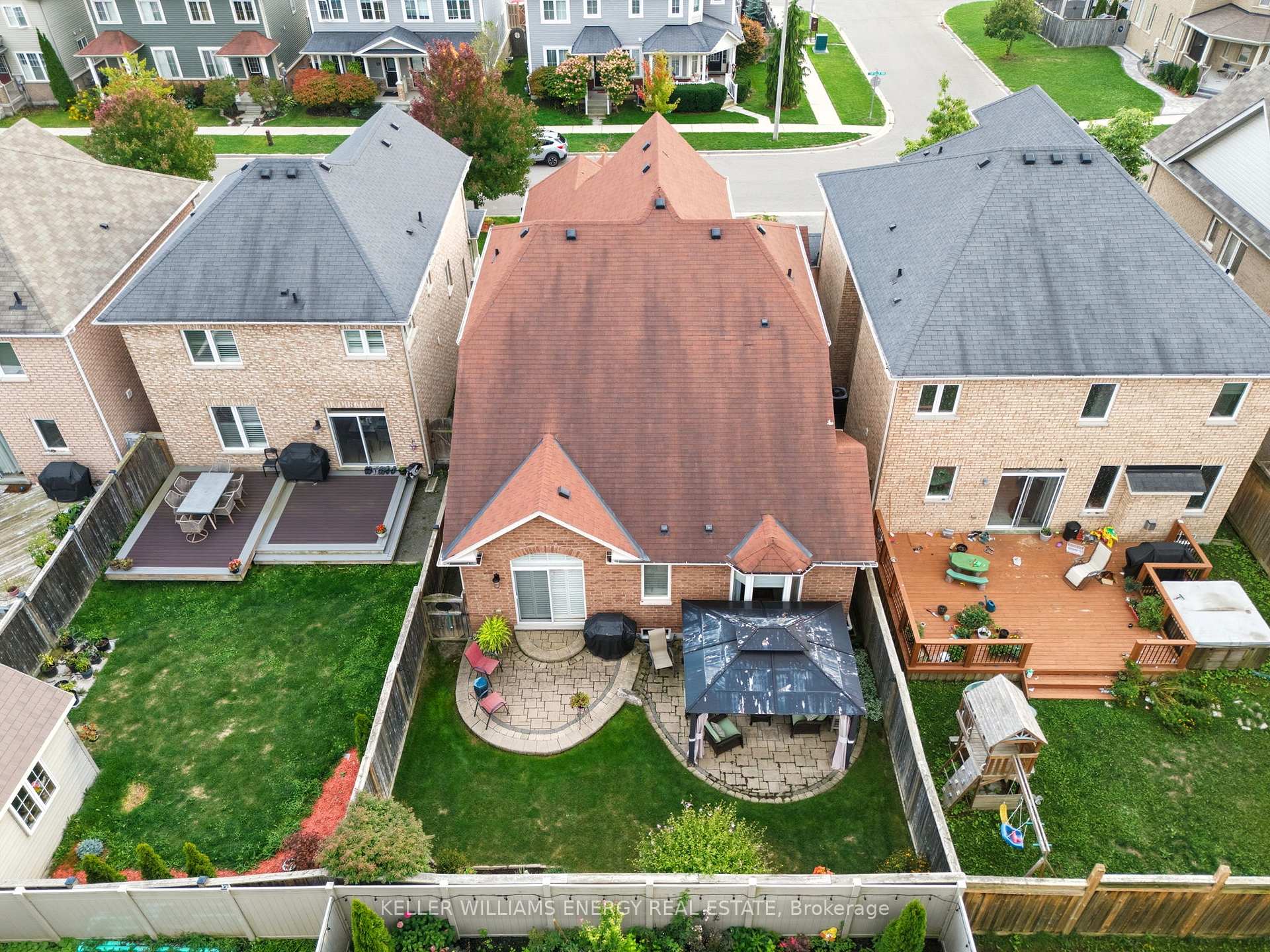Photo 39 of 66 Ted Miller Crescent, Clarington, Bowmanville — HOMEH