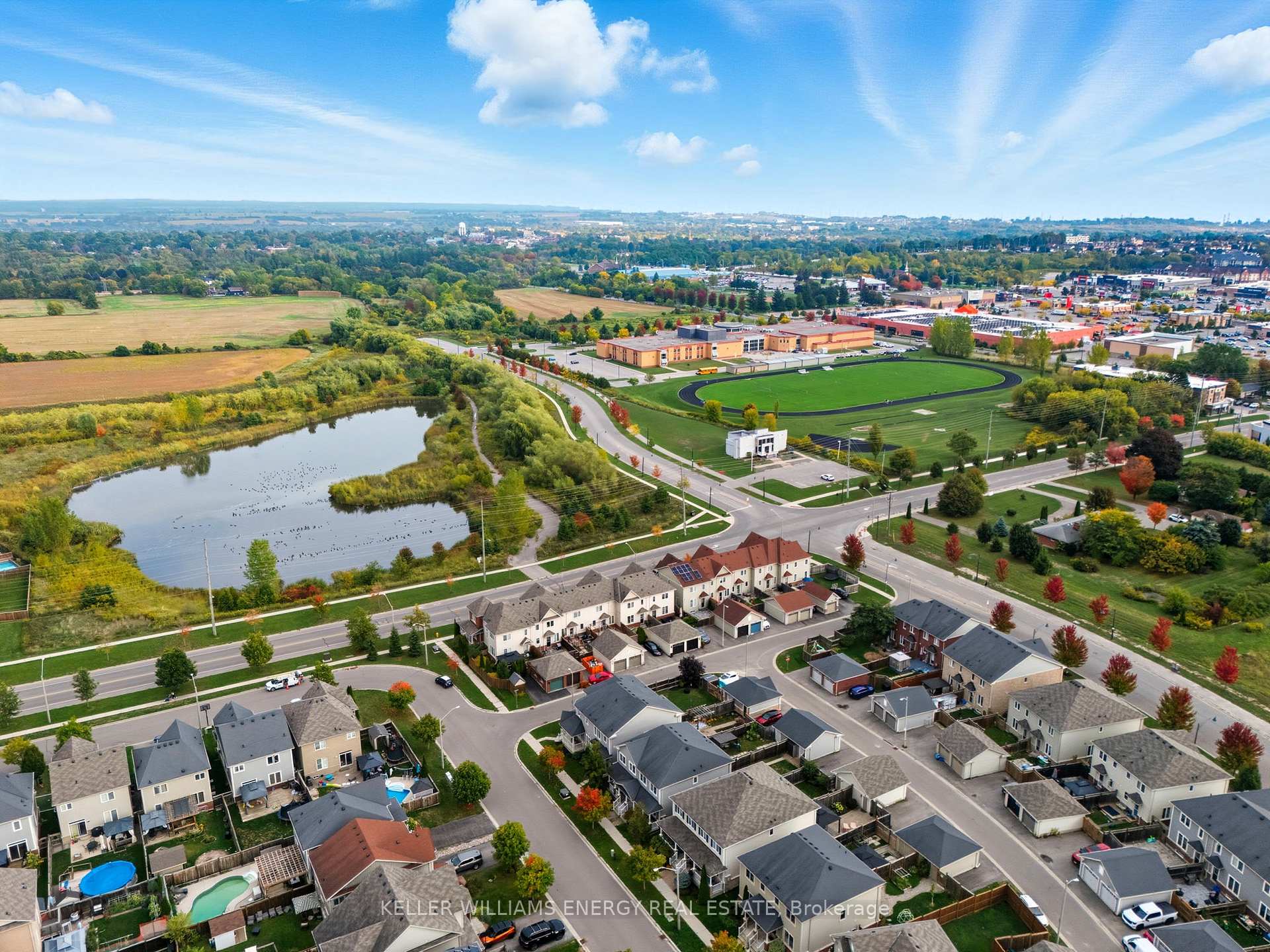 Photo 44 of 66 Ted Miller Crescent, Clarington, Bowmanville — HOMEH