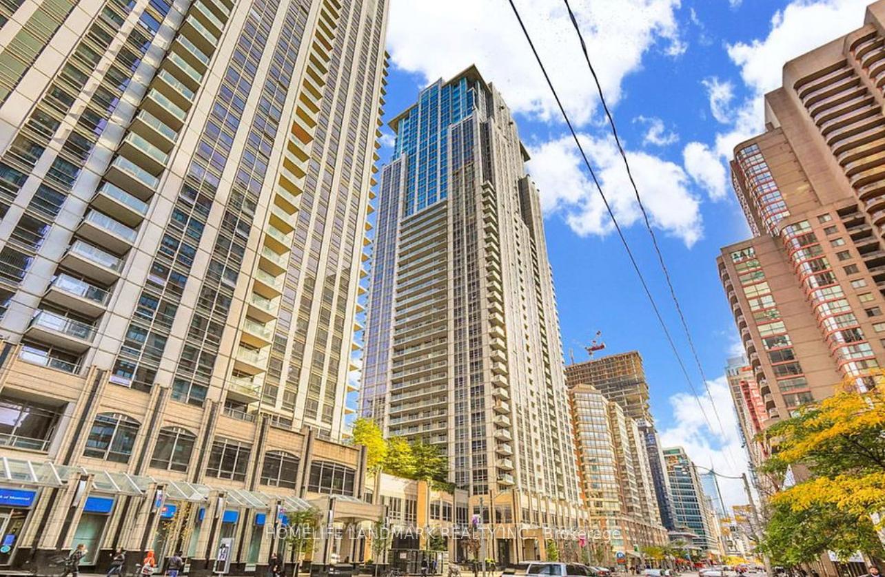 Front of Unit 3110, 761 Bay Street