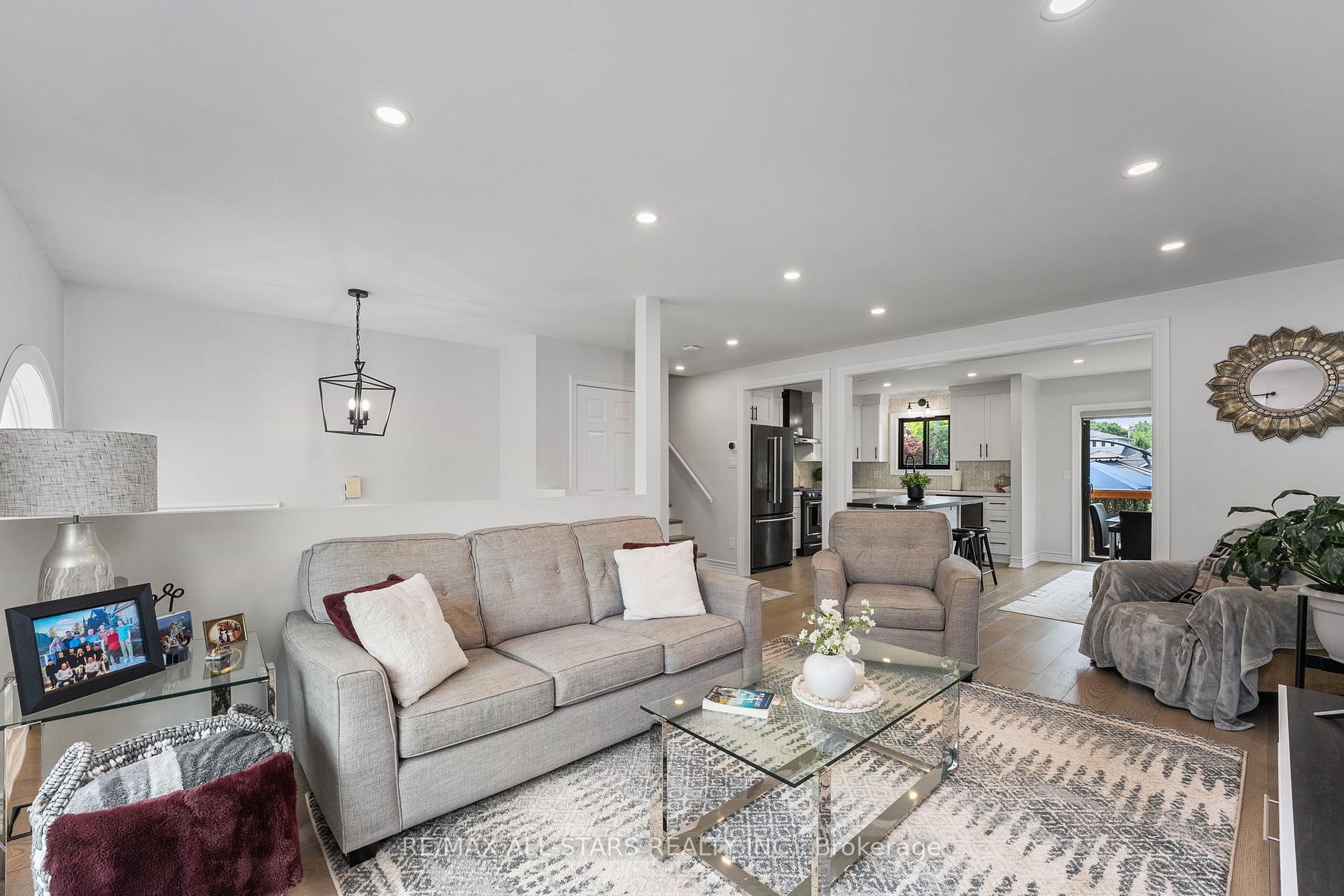 Photo 8 of 289 Miami Drive, Georgina, Keswick South — HOMEH