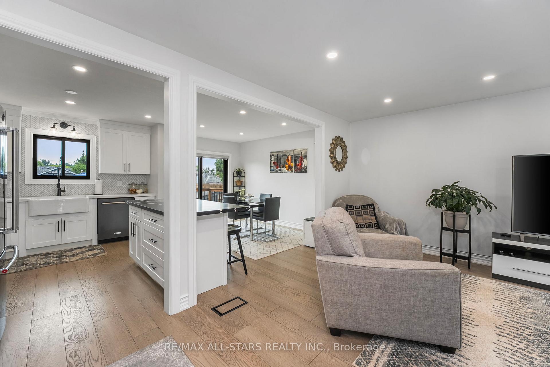 Photo 9 of 289 Miami Drive, Georgina, Keswick South — HOMEH