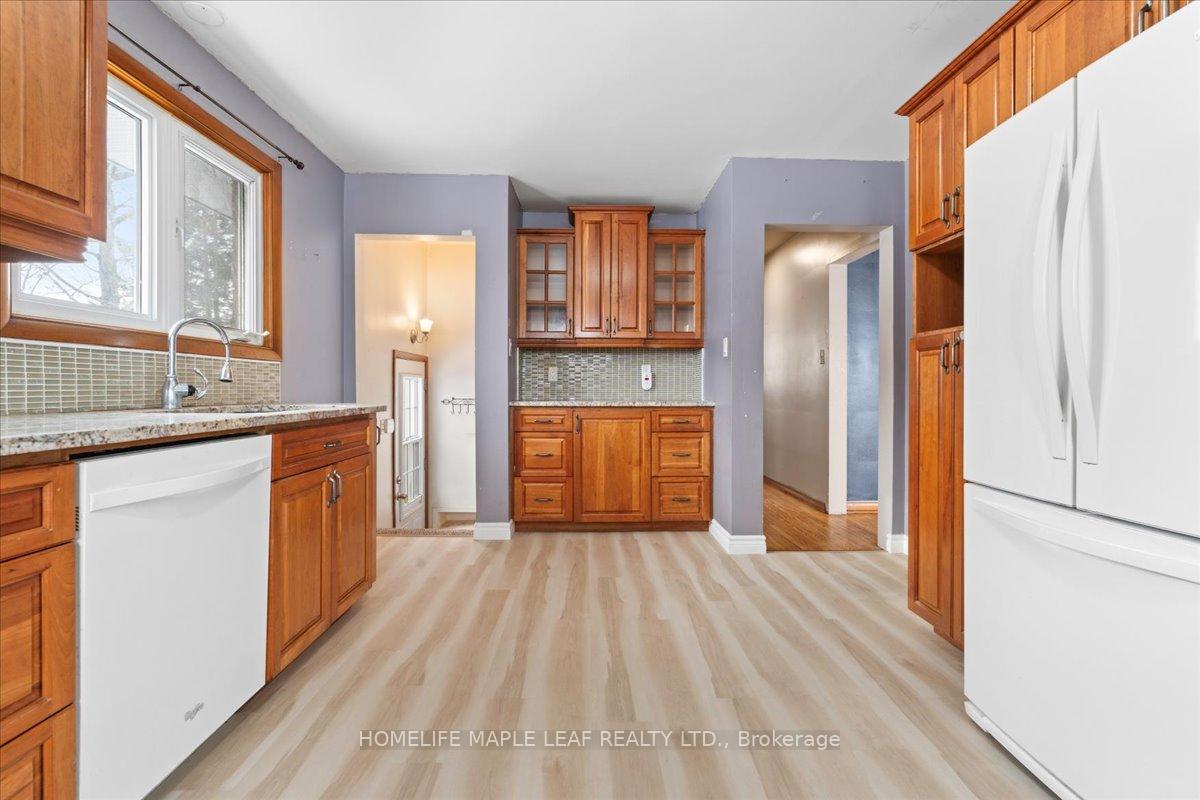 Photo 12 of 48 Ritchie Avenue, Belleville, Belleville Ward — HOMEH