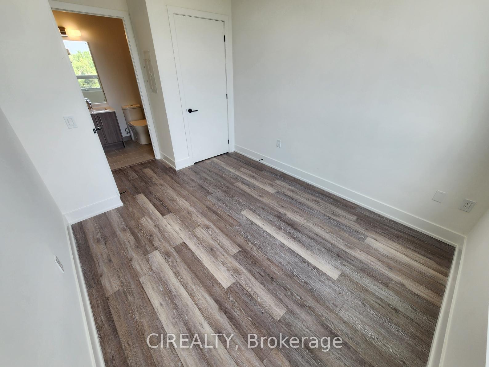 Photo 23 of Unit 524, 2075 King Road, King, King City — HOMEH