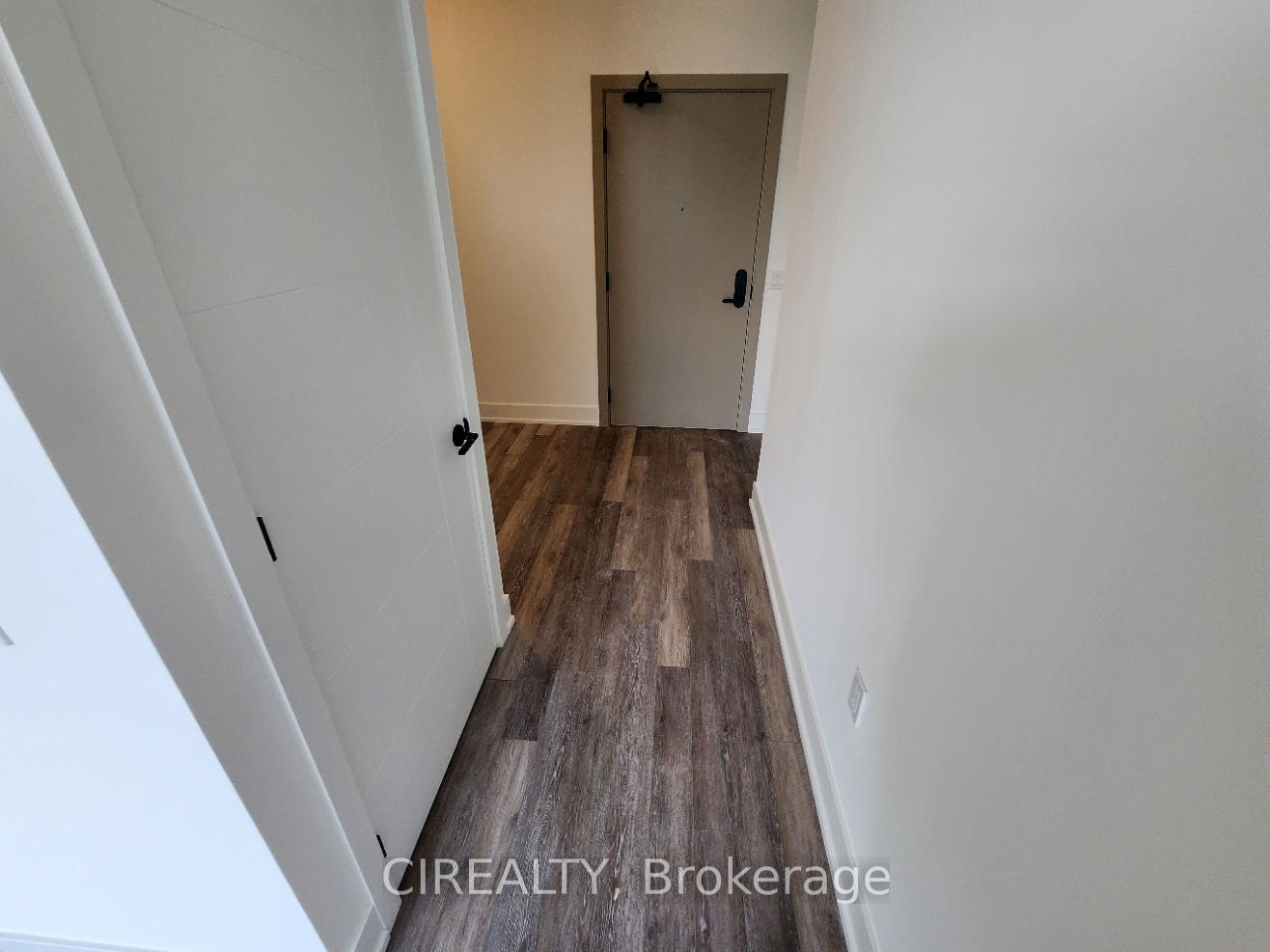 Photo 18 of Unit 524, 2075 King Road, King, King City — HOMEH