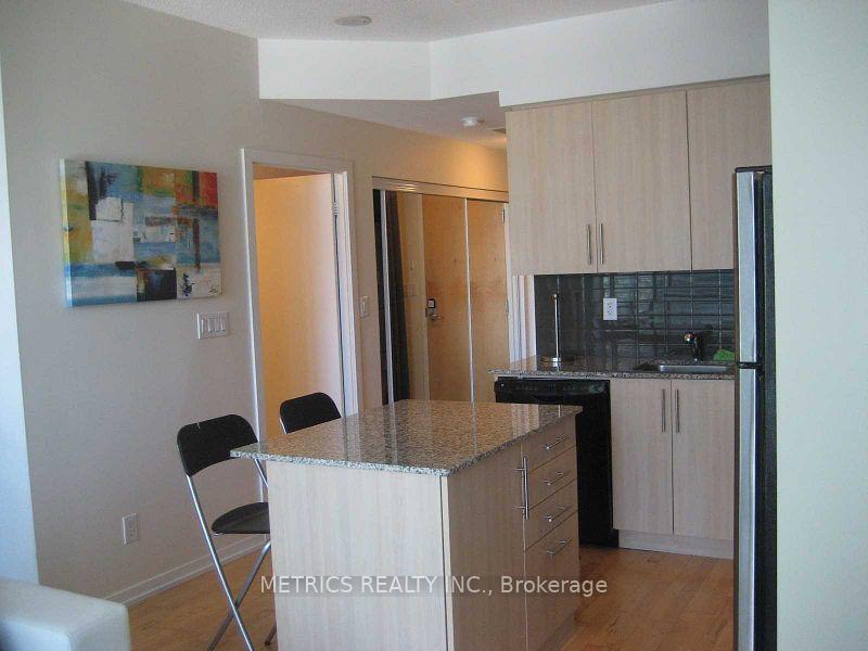 Photo 7 of Unit 2003, 55 Bremner Boulevard, Toronto, Waterfront Communities — HOMEH