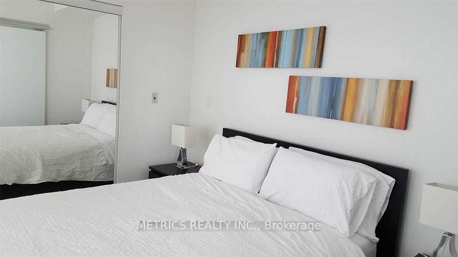 Photo 13 of Unit 2003, 55 Bremner Boulevard, Toronto, Waterfront Communities — HOMEH