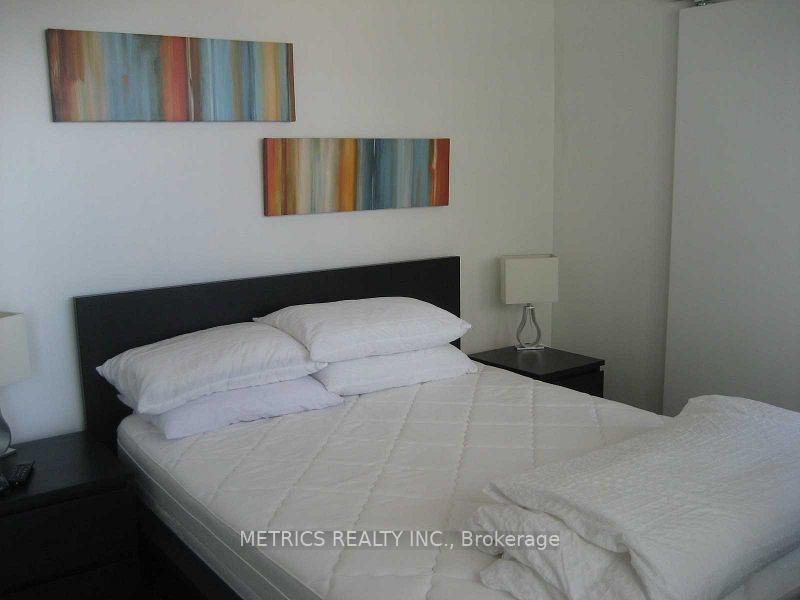 Photo 12 of Unit 2003, 55 Bremner Boulevard, Toronto, Waterfront Communities — HOMEH