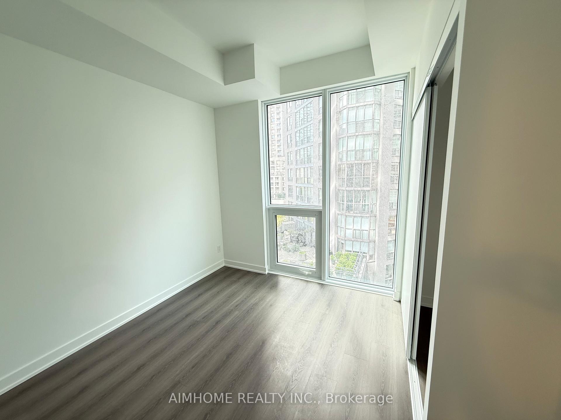 Photo 8 of Unit 601, 8 Wellesley Street, Toronto, Bay Street Corridor — HOMEH