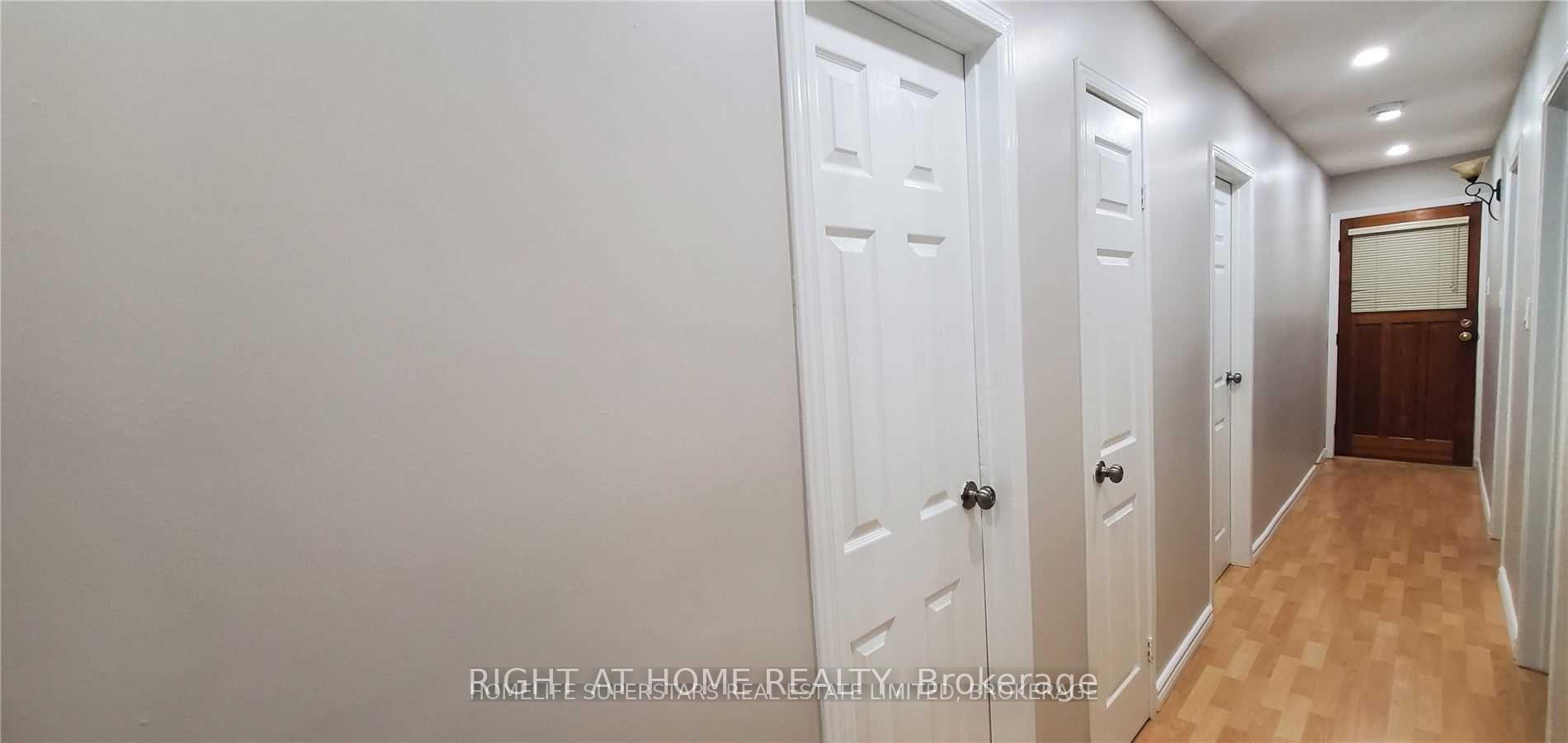 Photo 5 of Unit Upper, 47 Salisbury Circle, Brampton, Brampton North — HOMEH