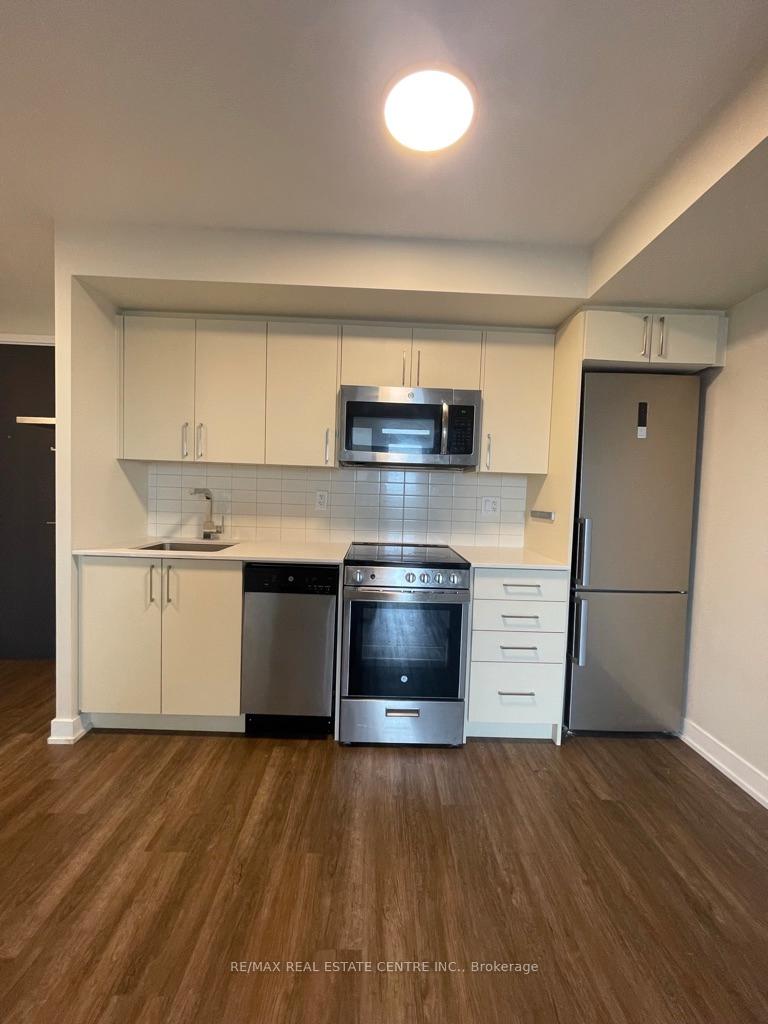 Photo 7 of Unit 1112, 38 Monte Kinter Court, Hamilton, Gershome — HOMEH