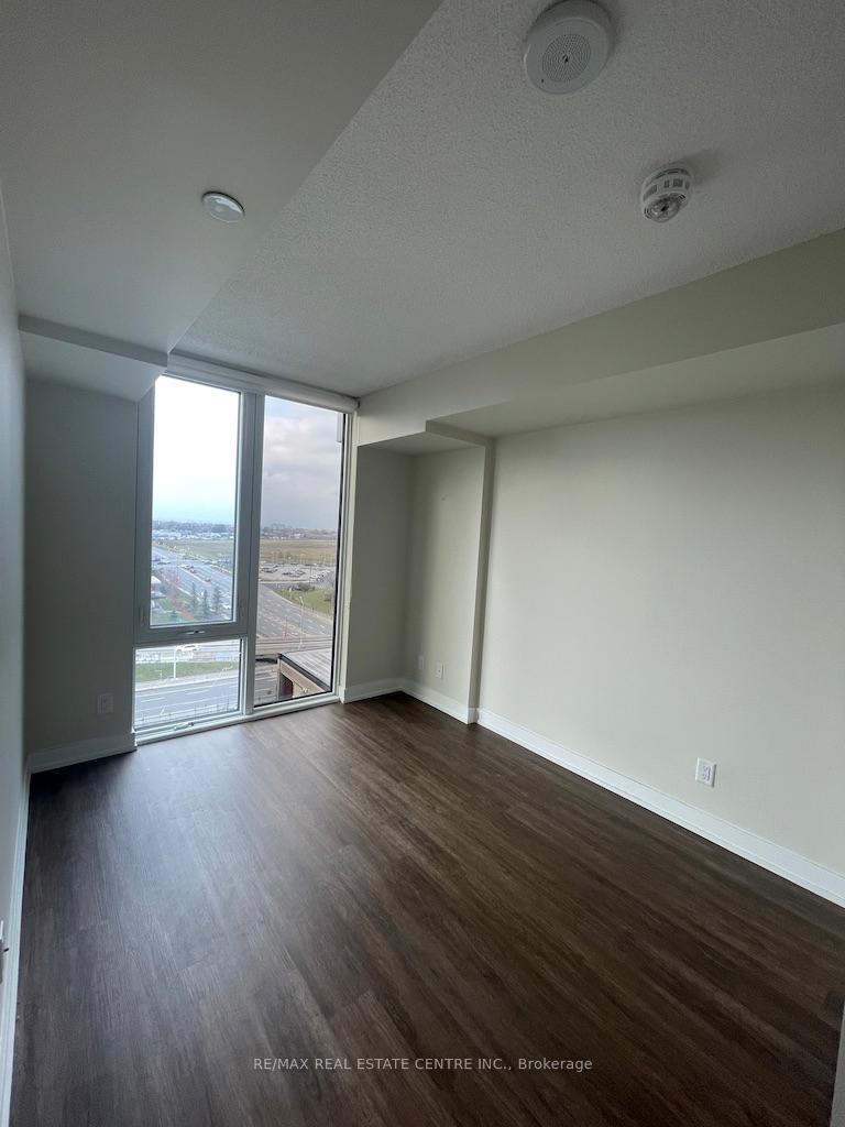 Photo 15 of Unit 1112, 38 Monte Kinter Court, Hamilton, Gershome — HOMEH