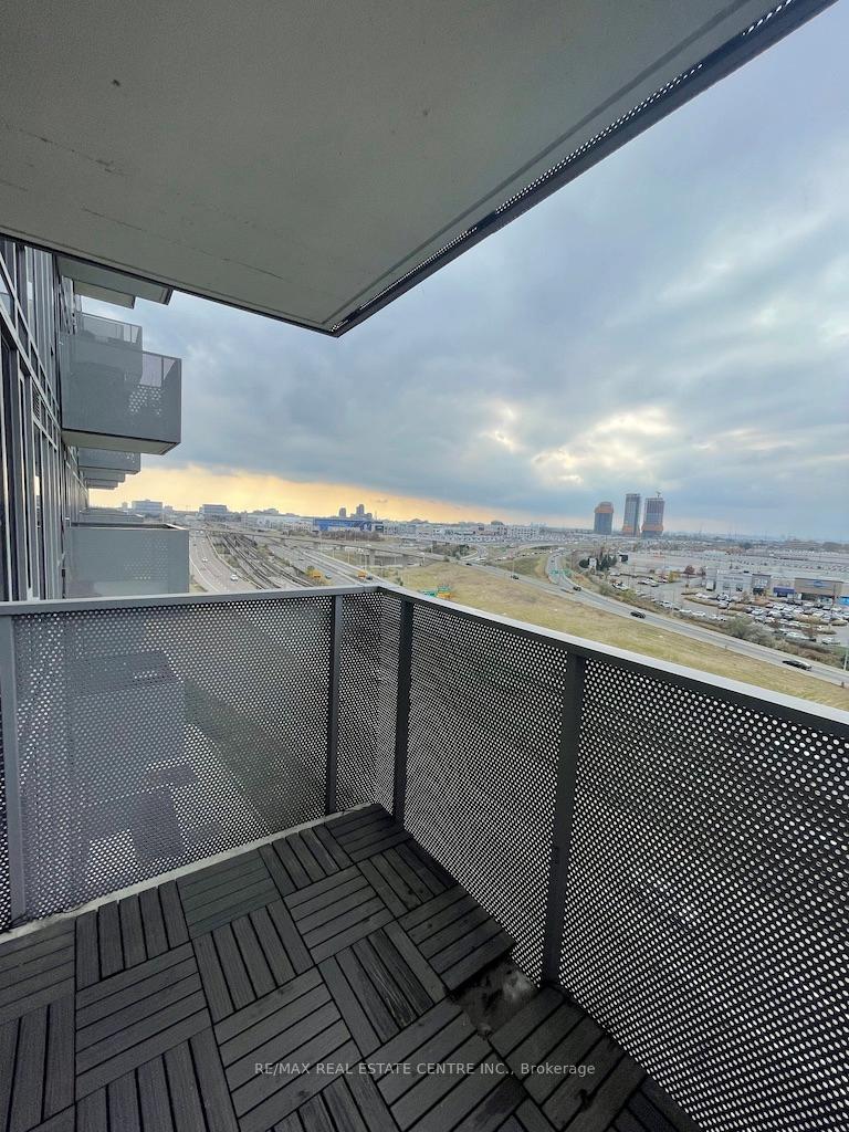 Photo 21 of Unit 1112, 38 Monte Kinter Court, Hamilton, Gershome — HOMEH